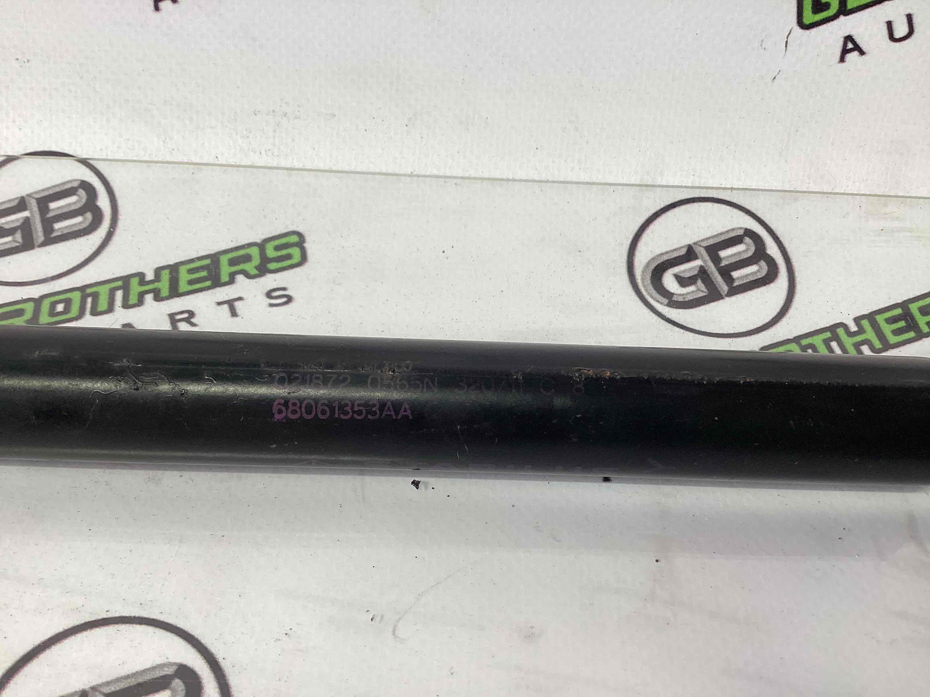 Амортизатор кришки двері багажника