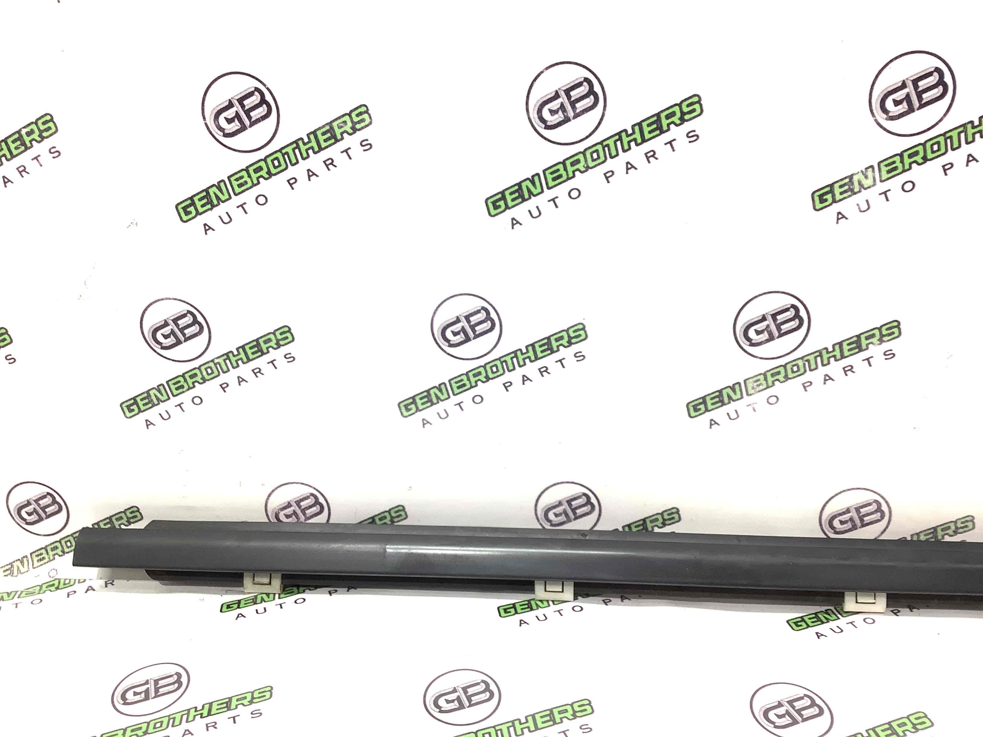 Уплотнитель стекла, двери