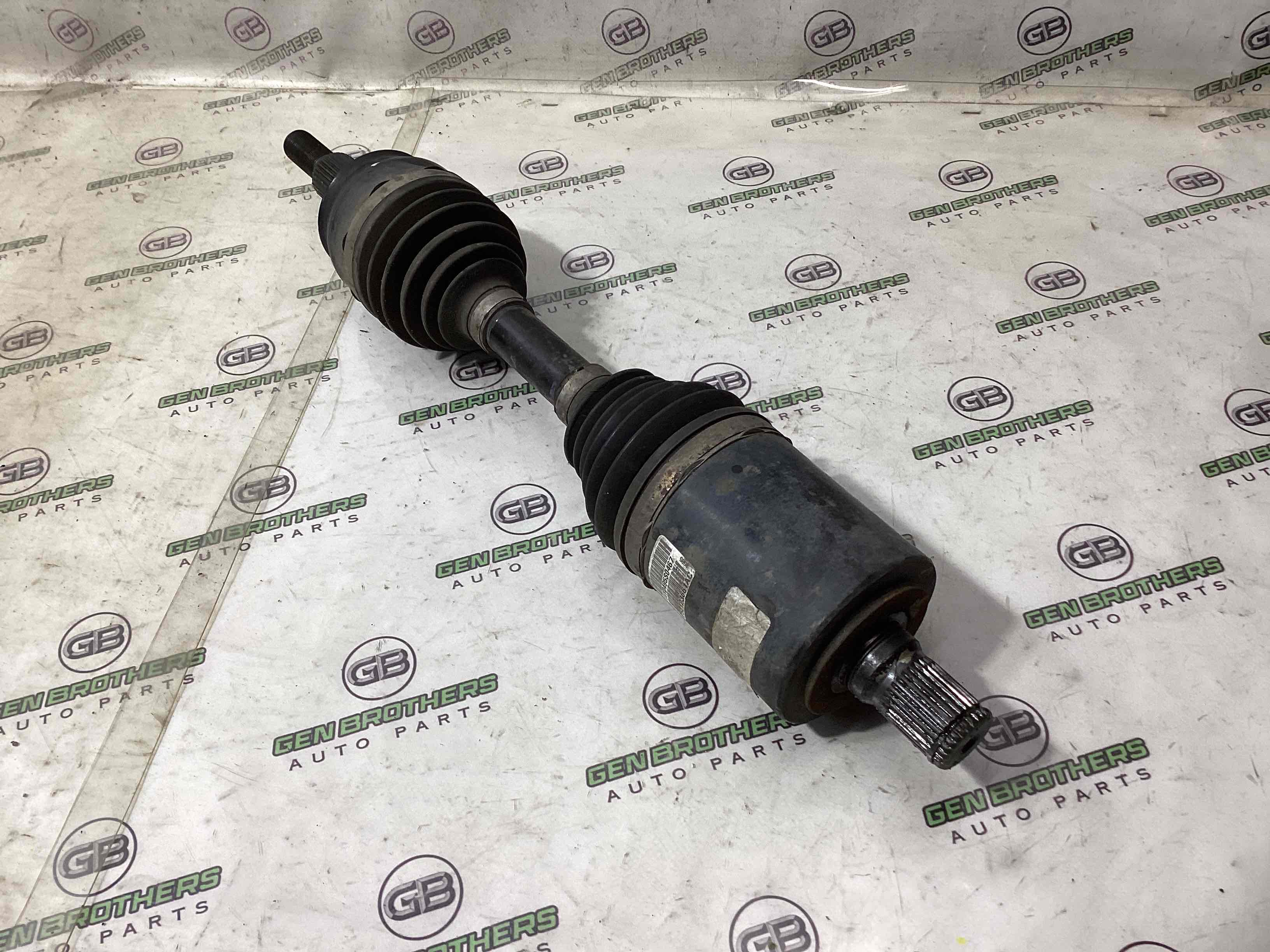 Привід піввісь задня права