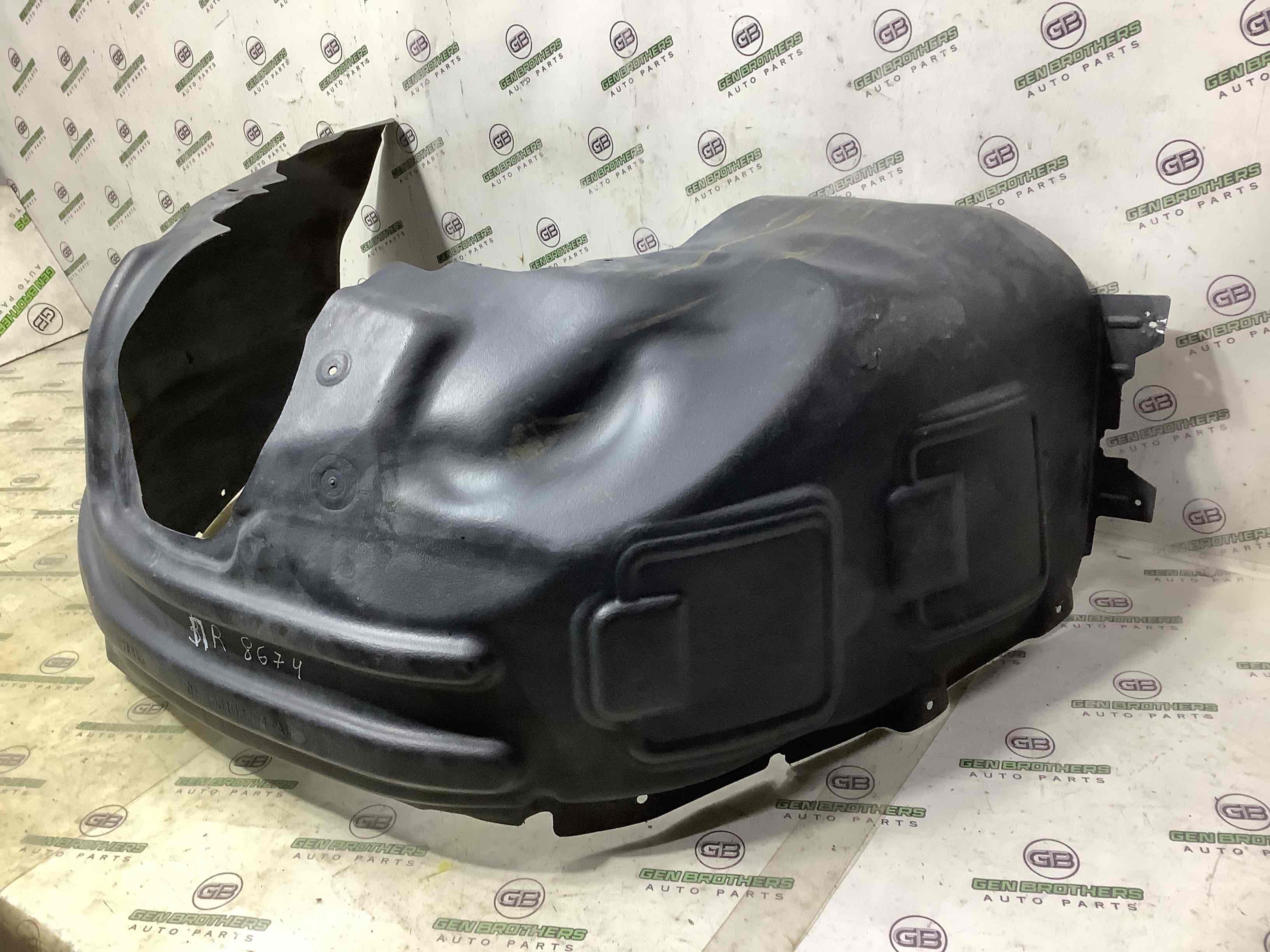 Захист арок передній правий (підкрилок)