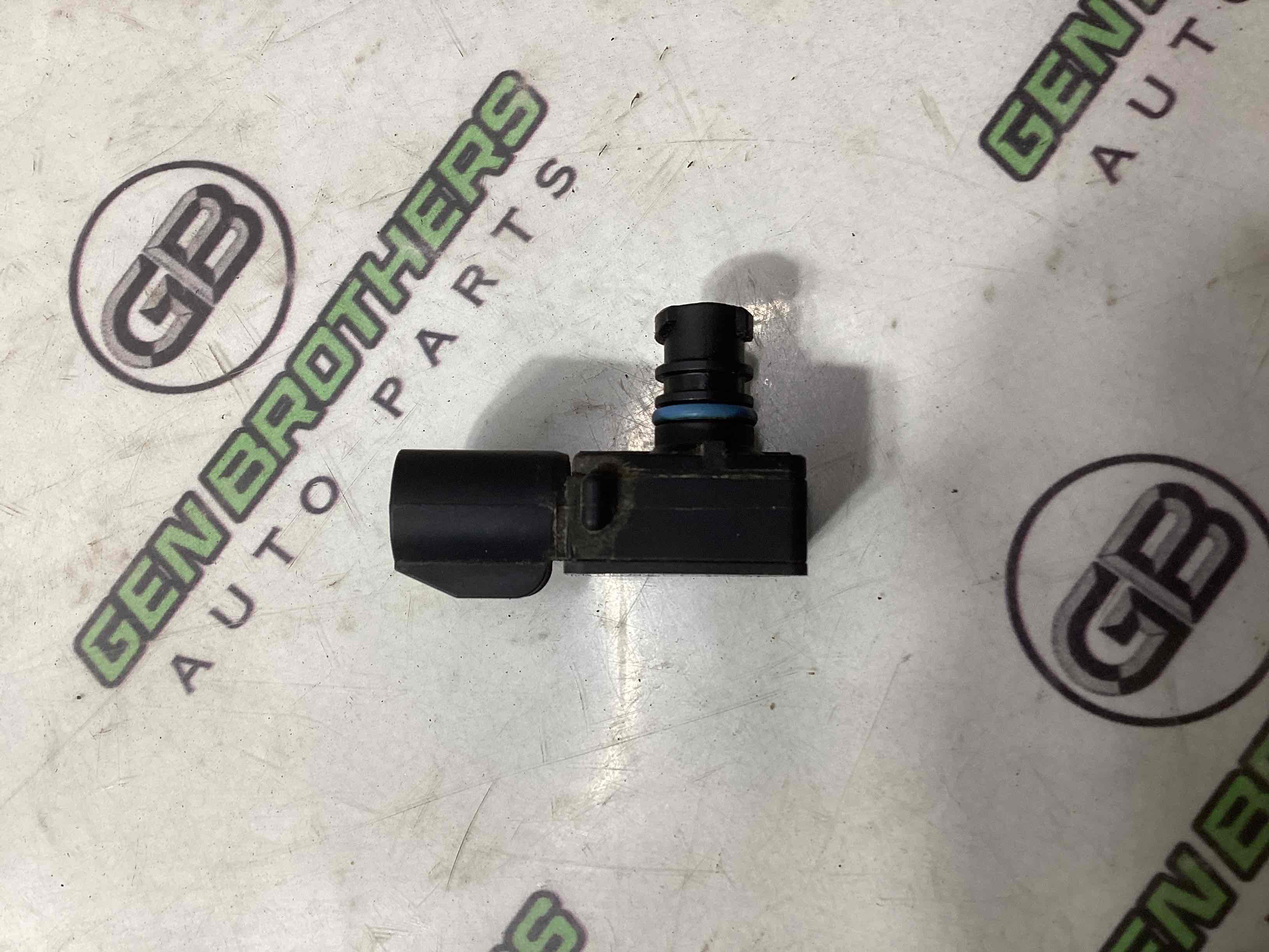 Датчик тиску у впускному колекторі