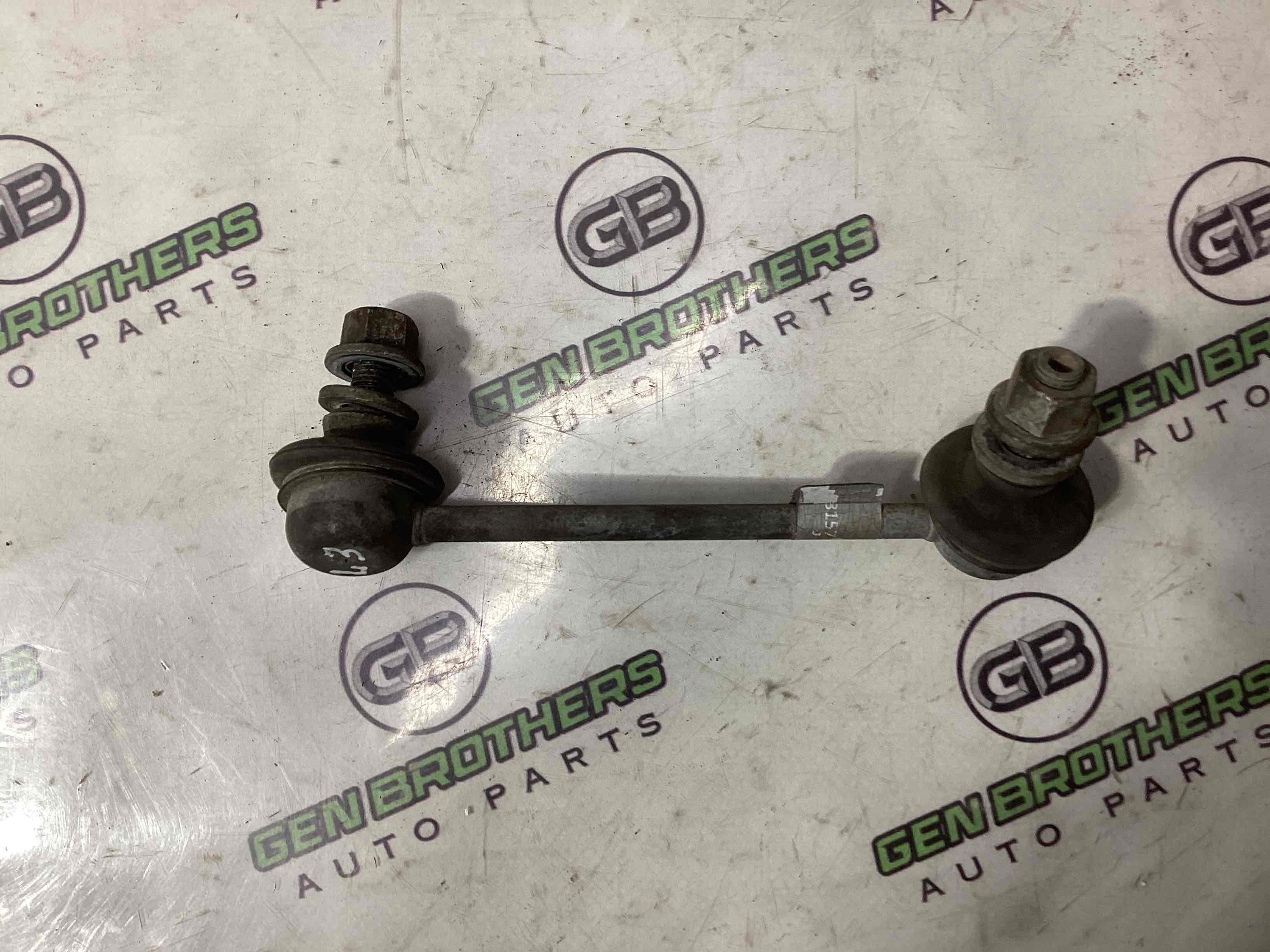 Стійка стабілізатора