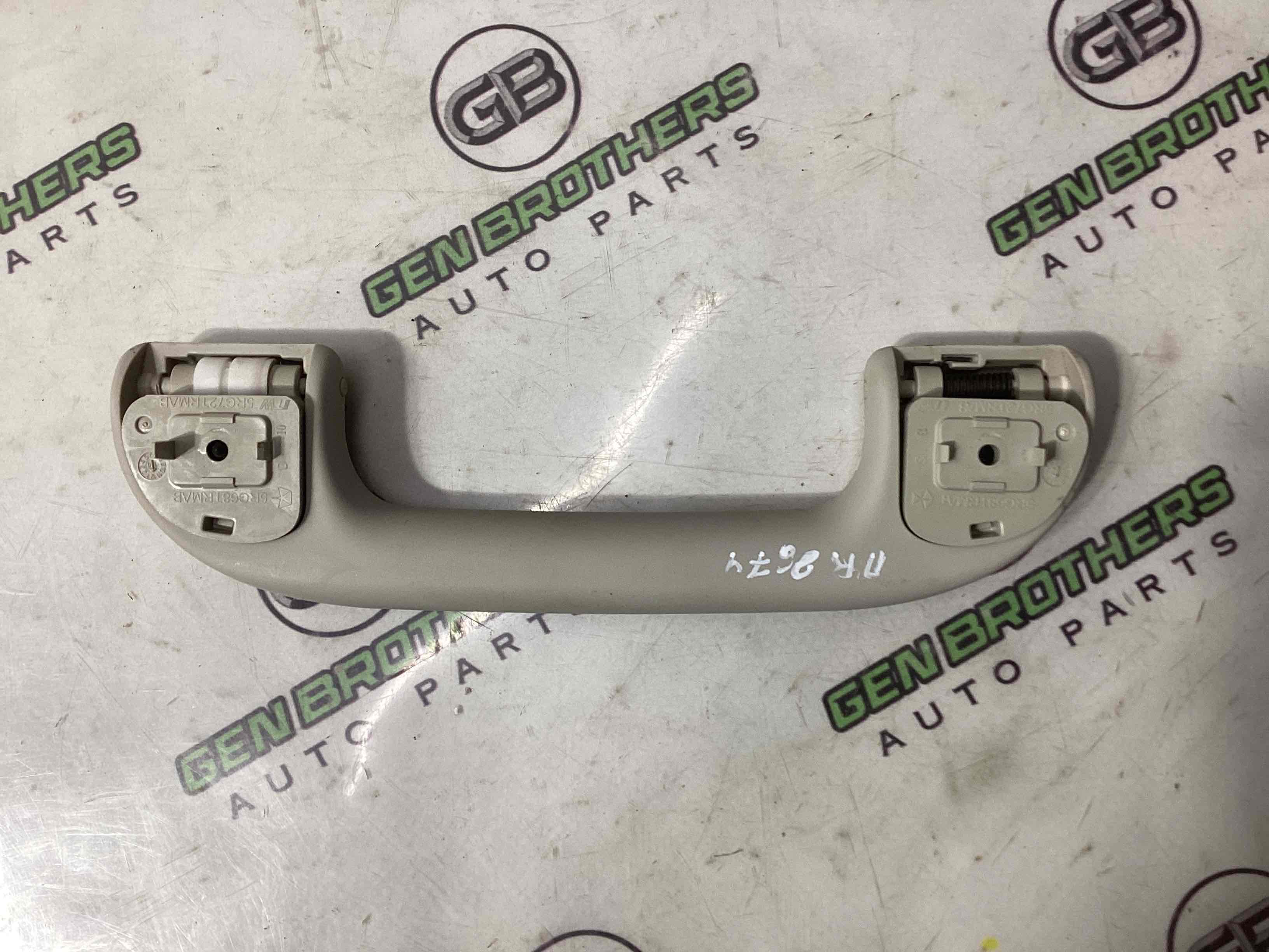 Ручка внутрішня стельова