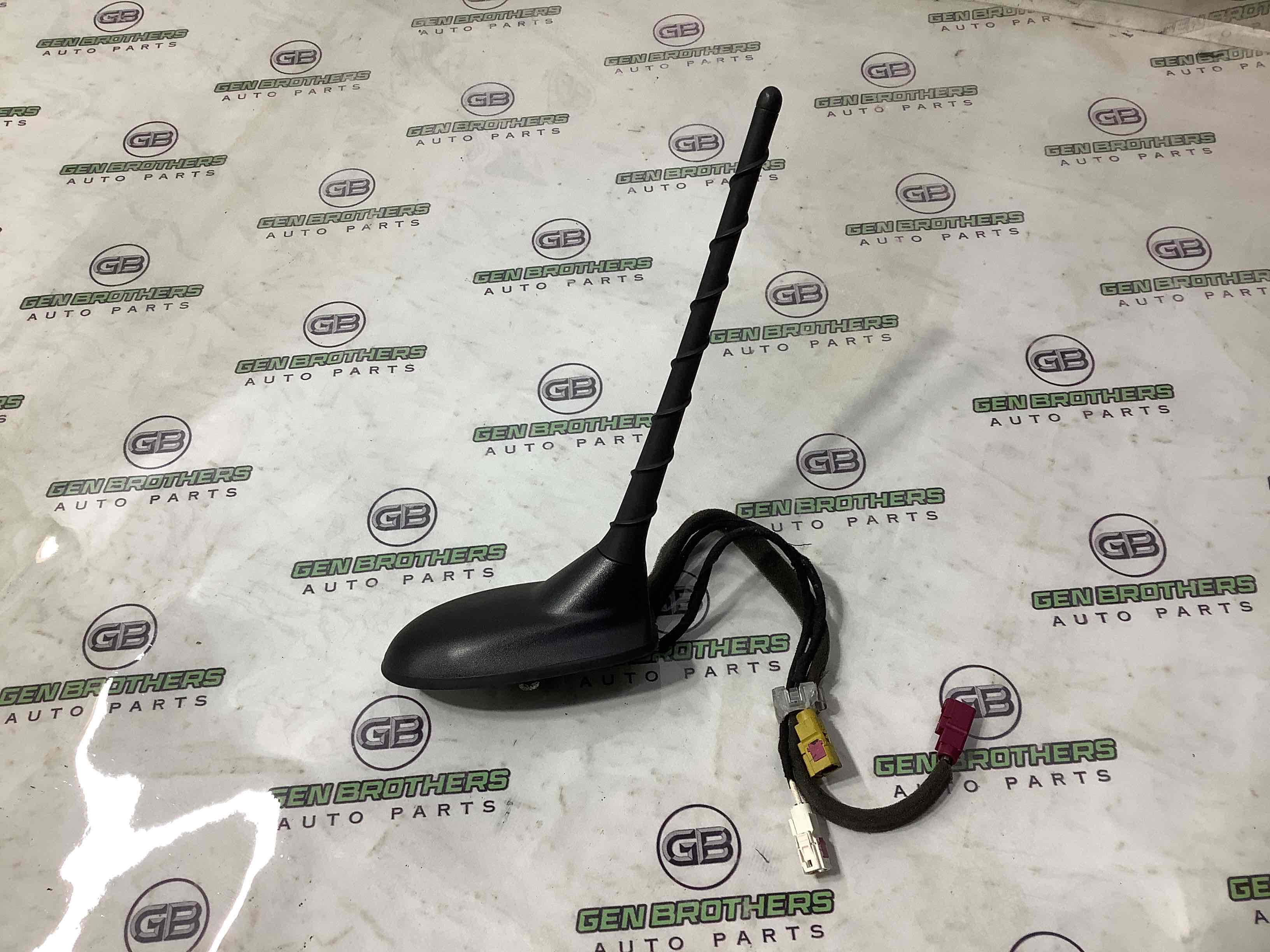 Антена, підсилювач антени