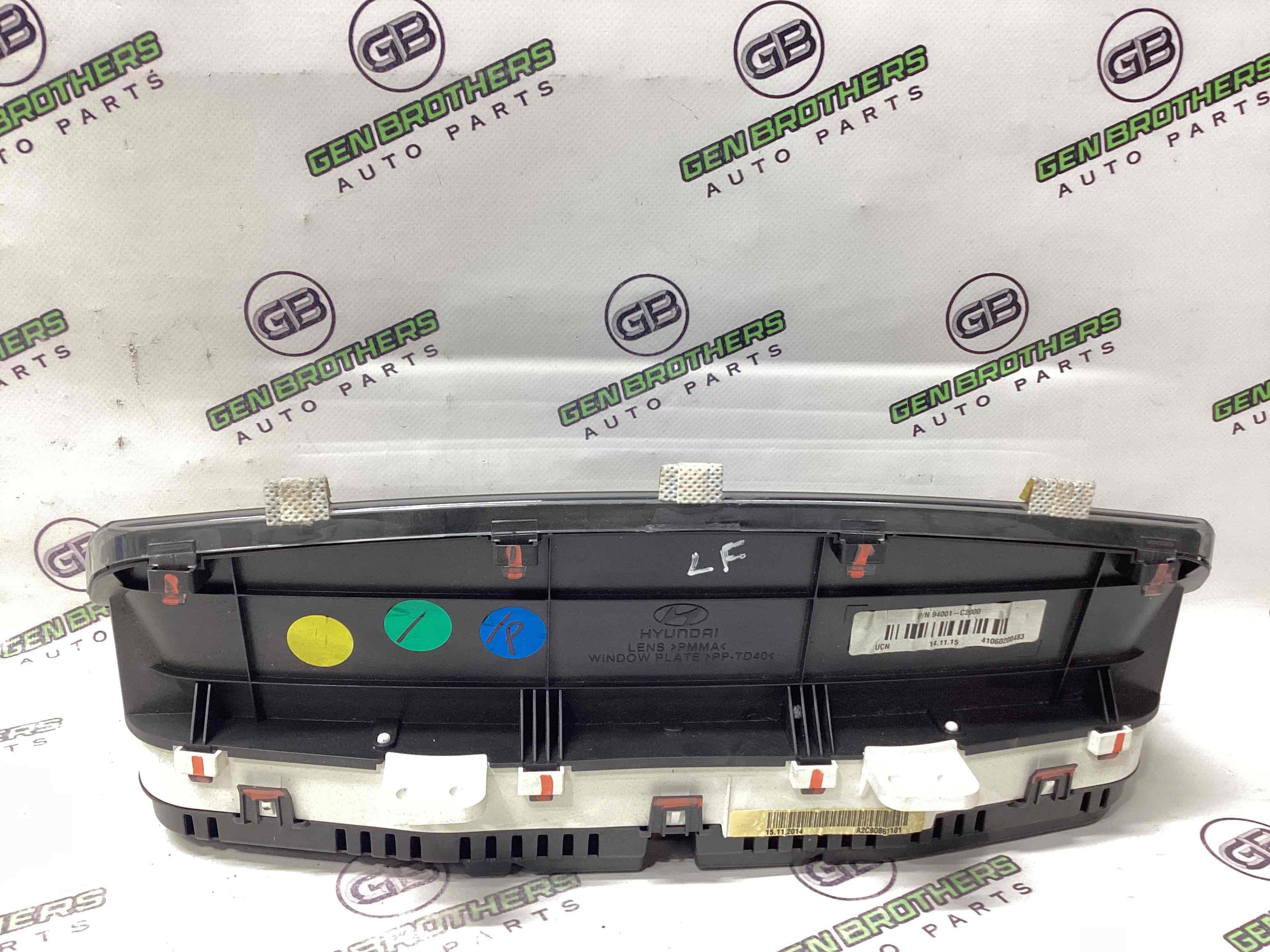 Щиток приладів панель приладів