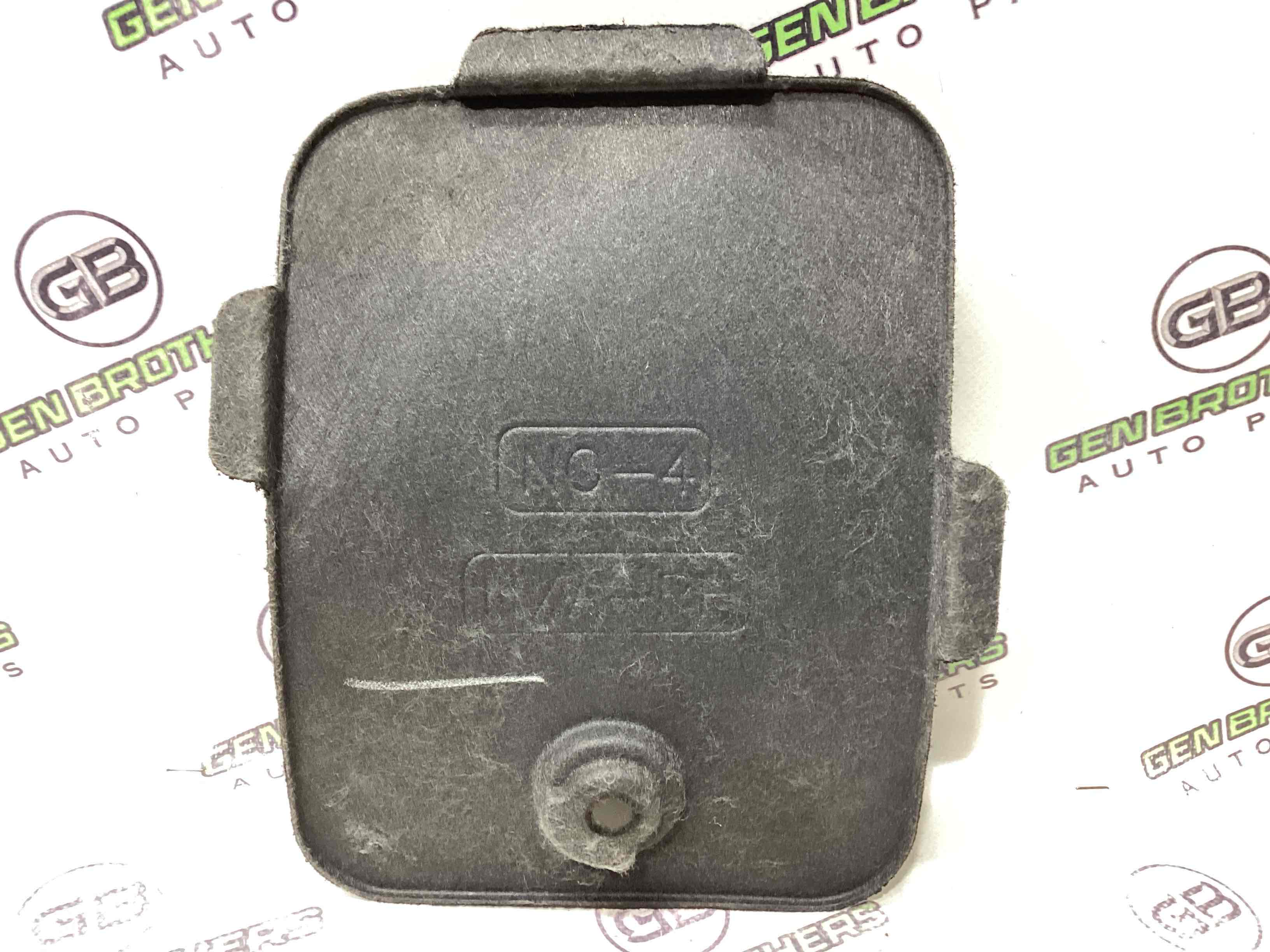 Елементи оздоблення багажника