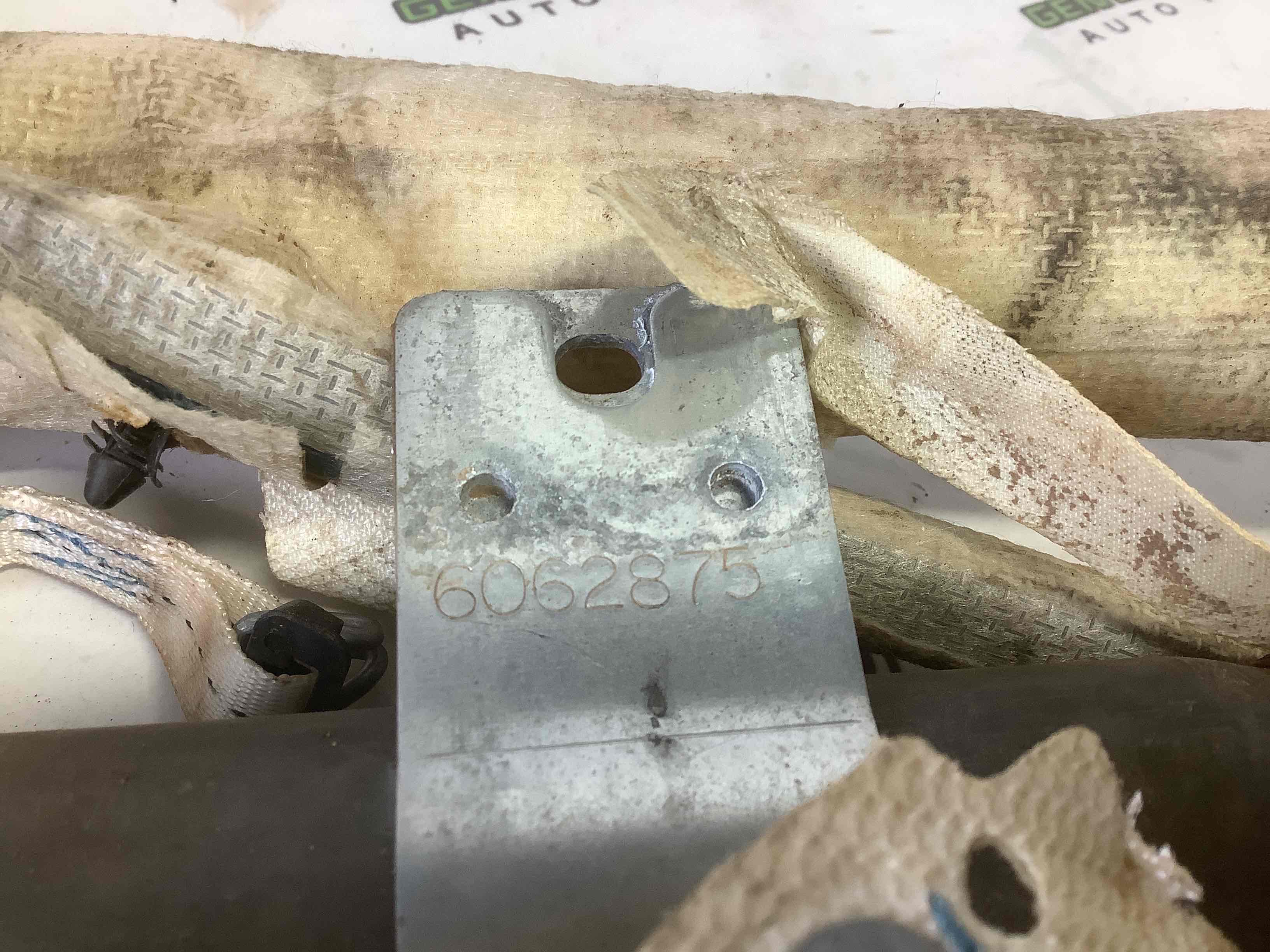 Подушка безпеки збоку шторка