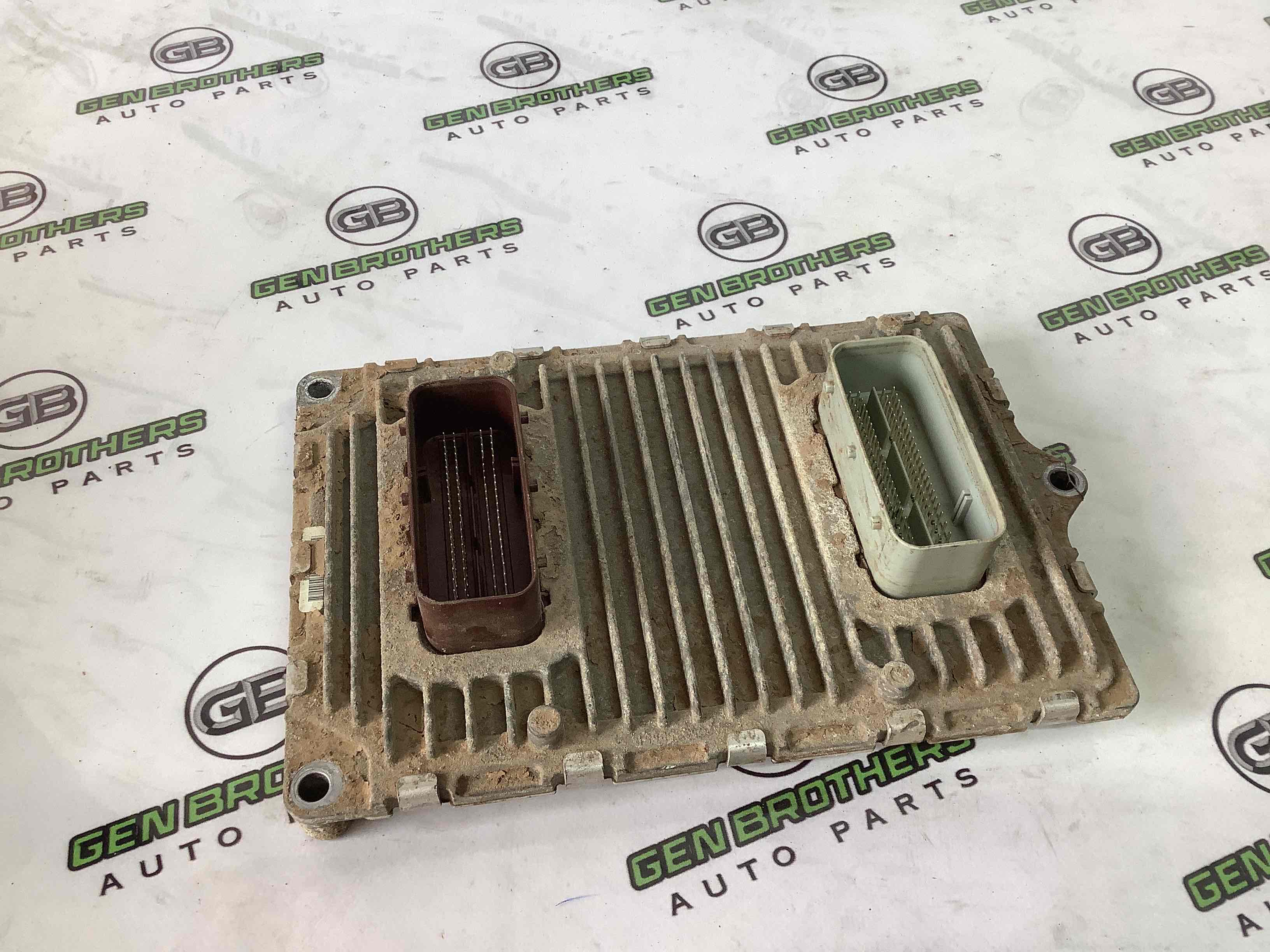 Блок ECU комп'ютер двигуна