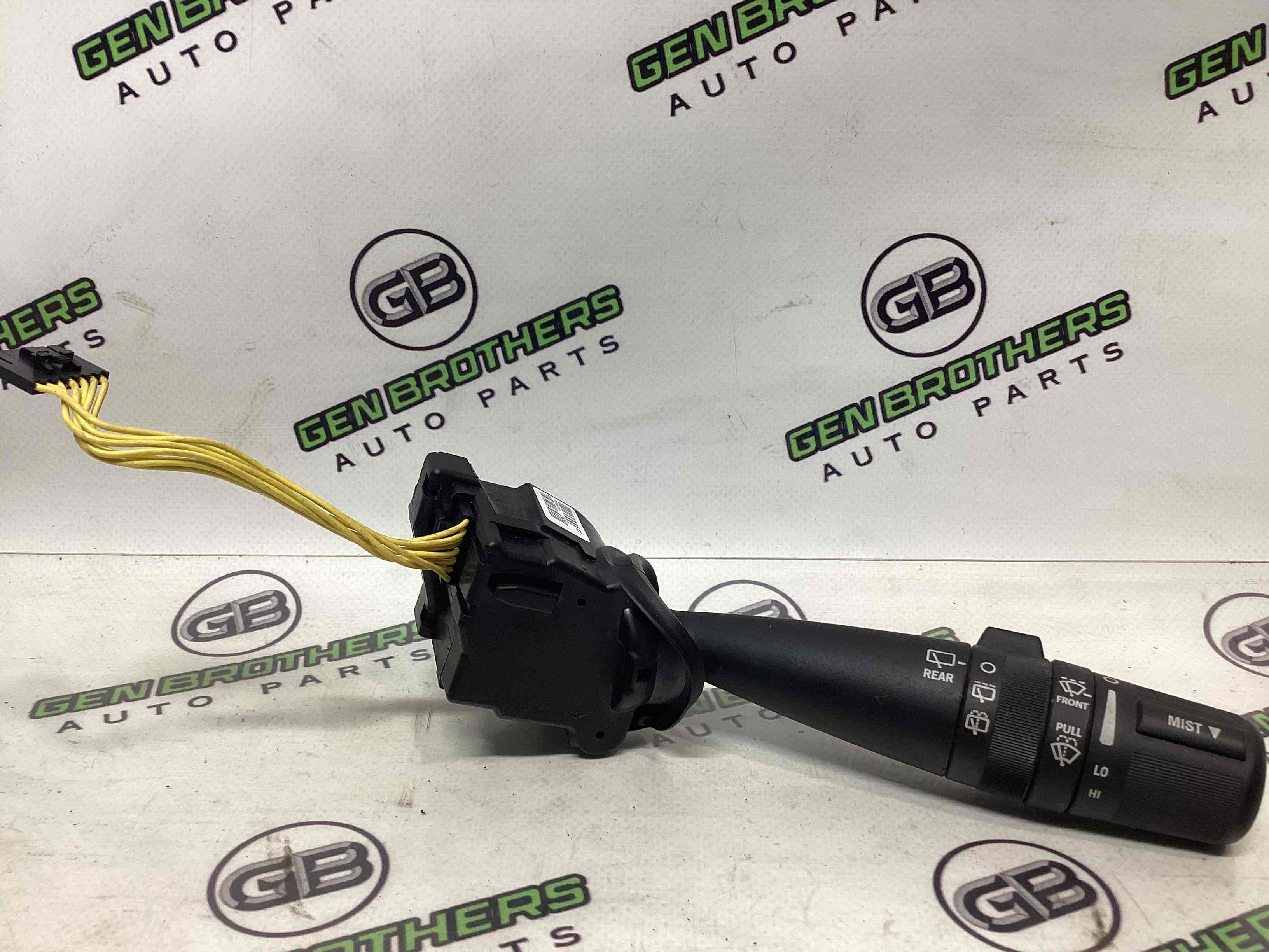 Перемикач підрульовий метелик