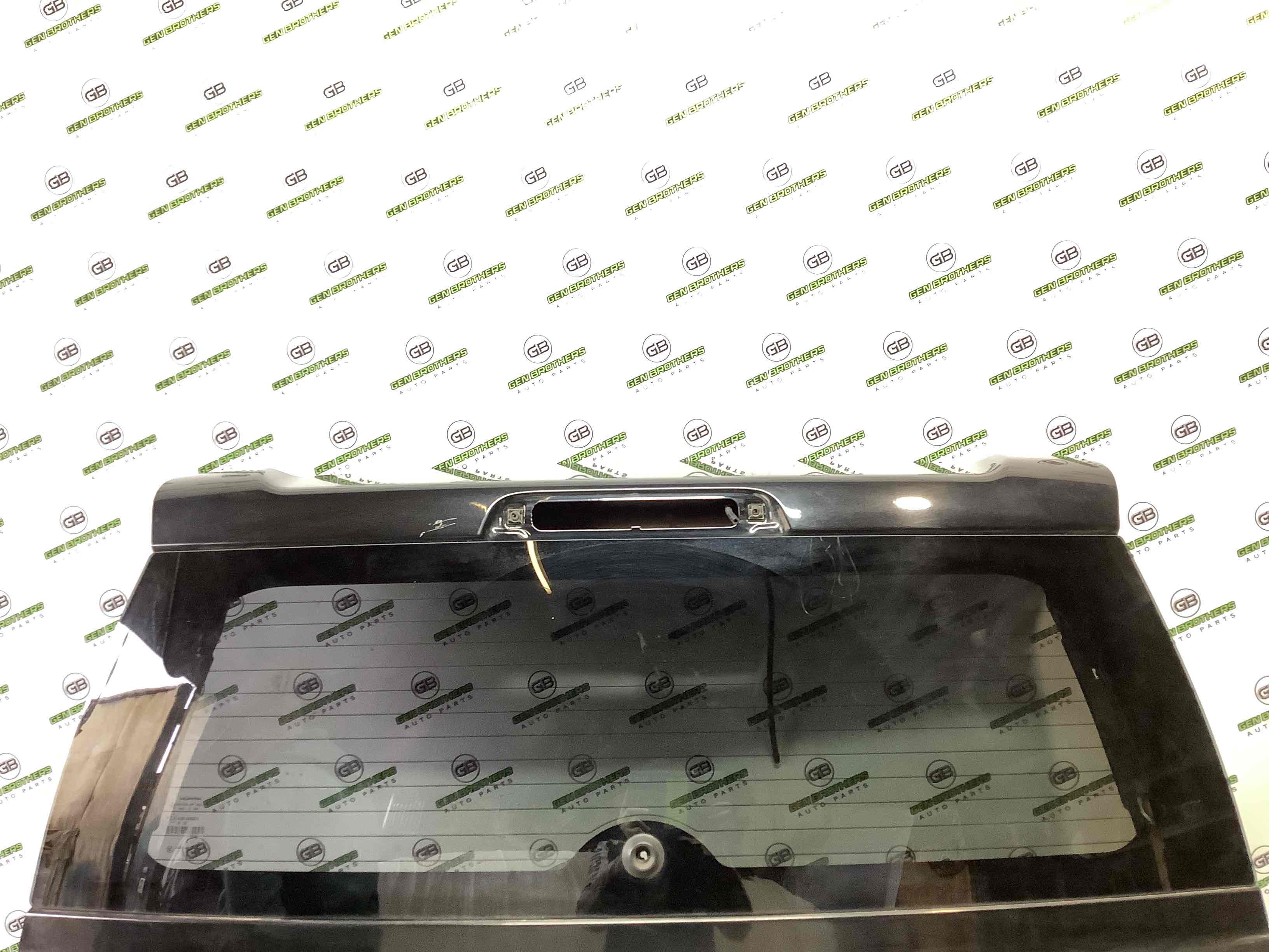 Скло заднє, скло кришки багажника