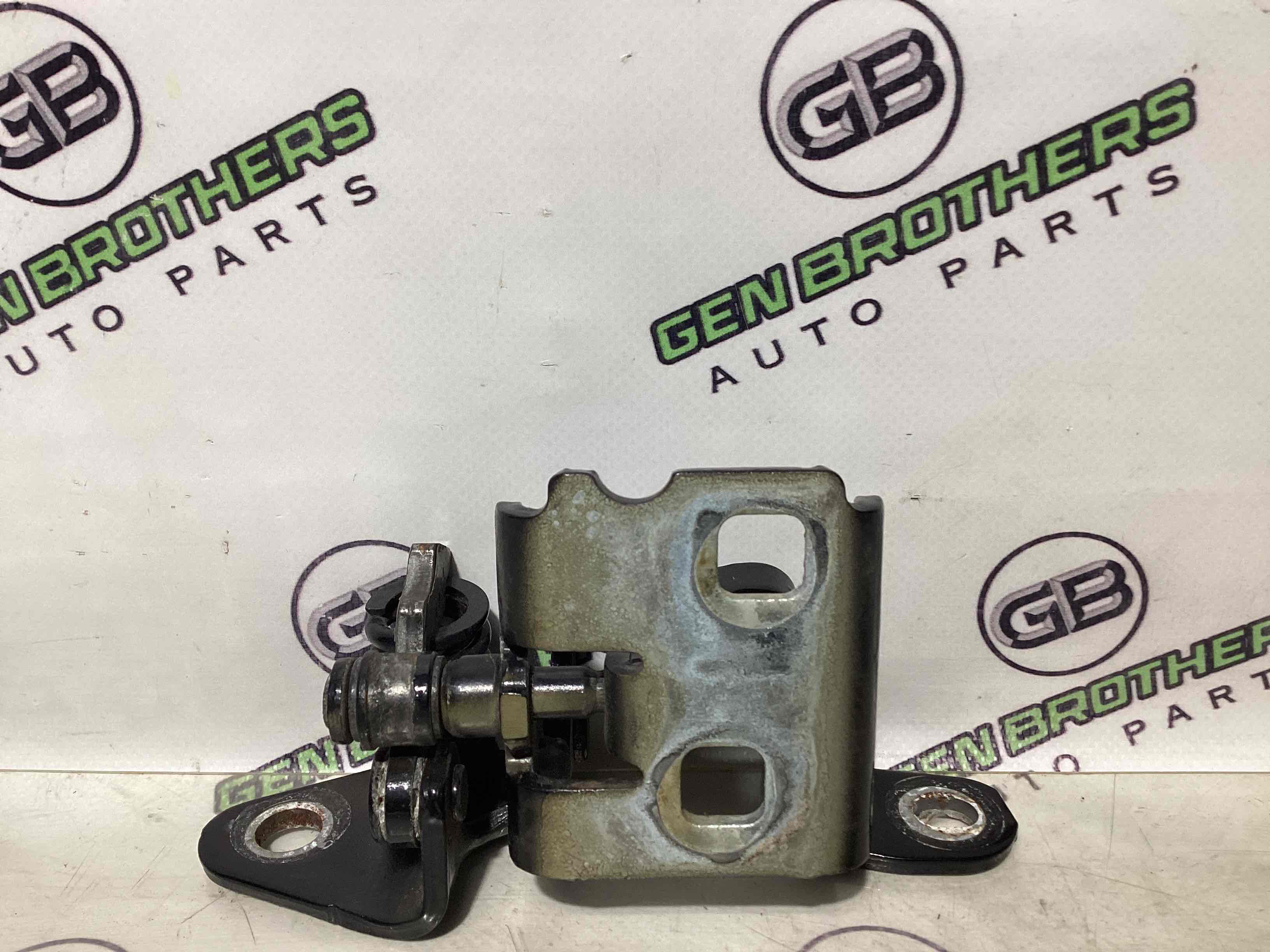 Петля двері, замок двері