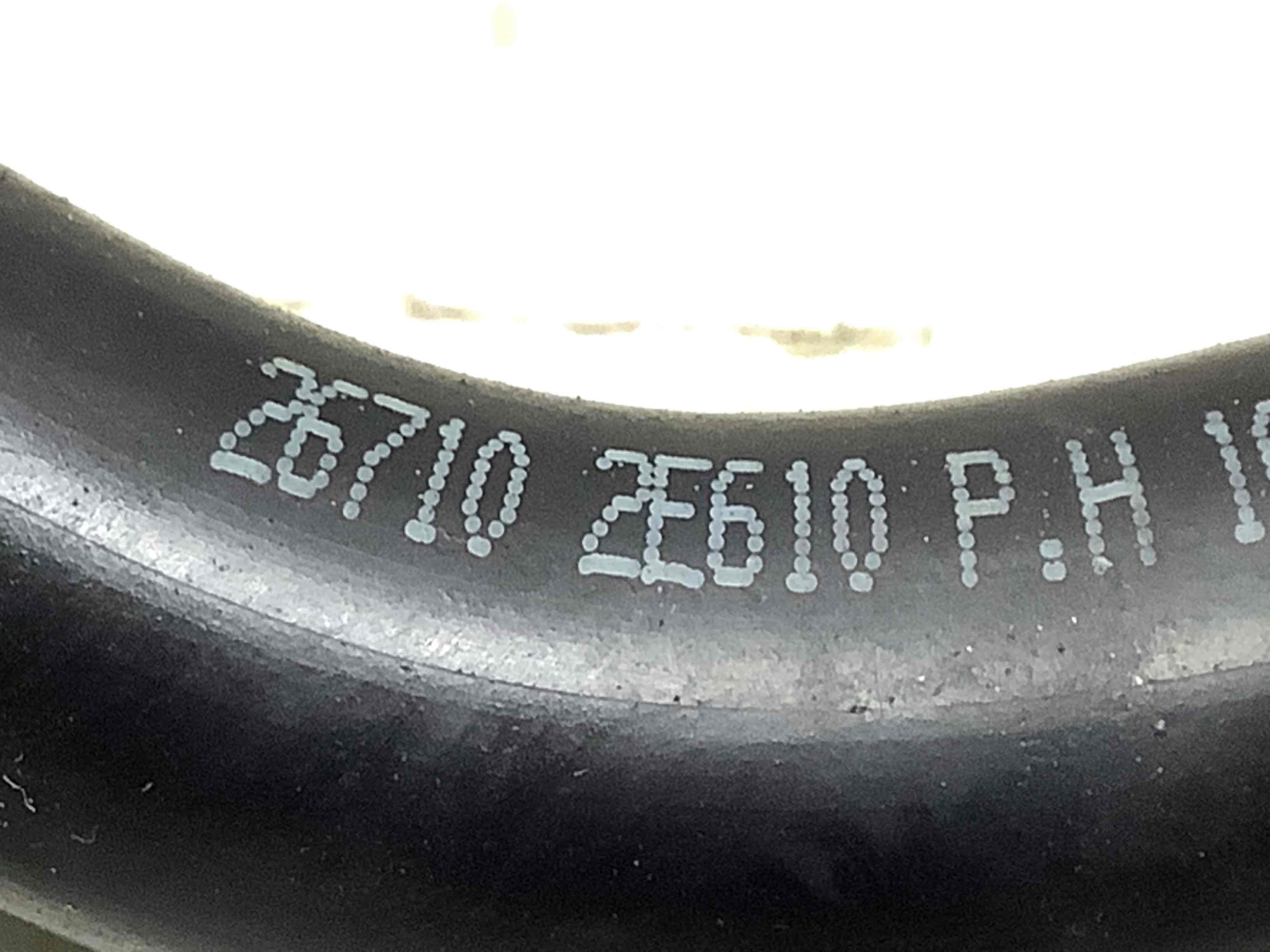 Патрубок трубопровід, шланг