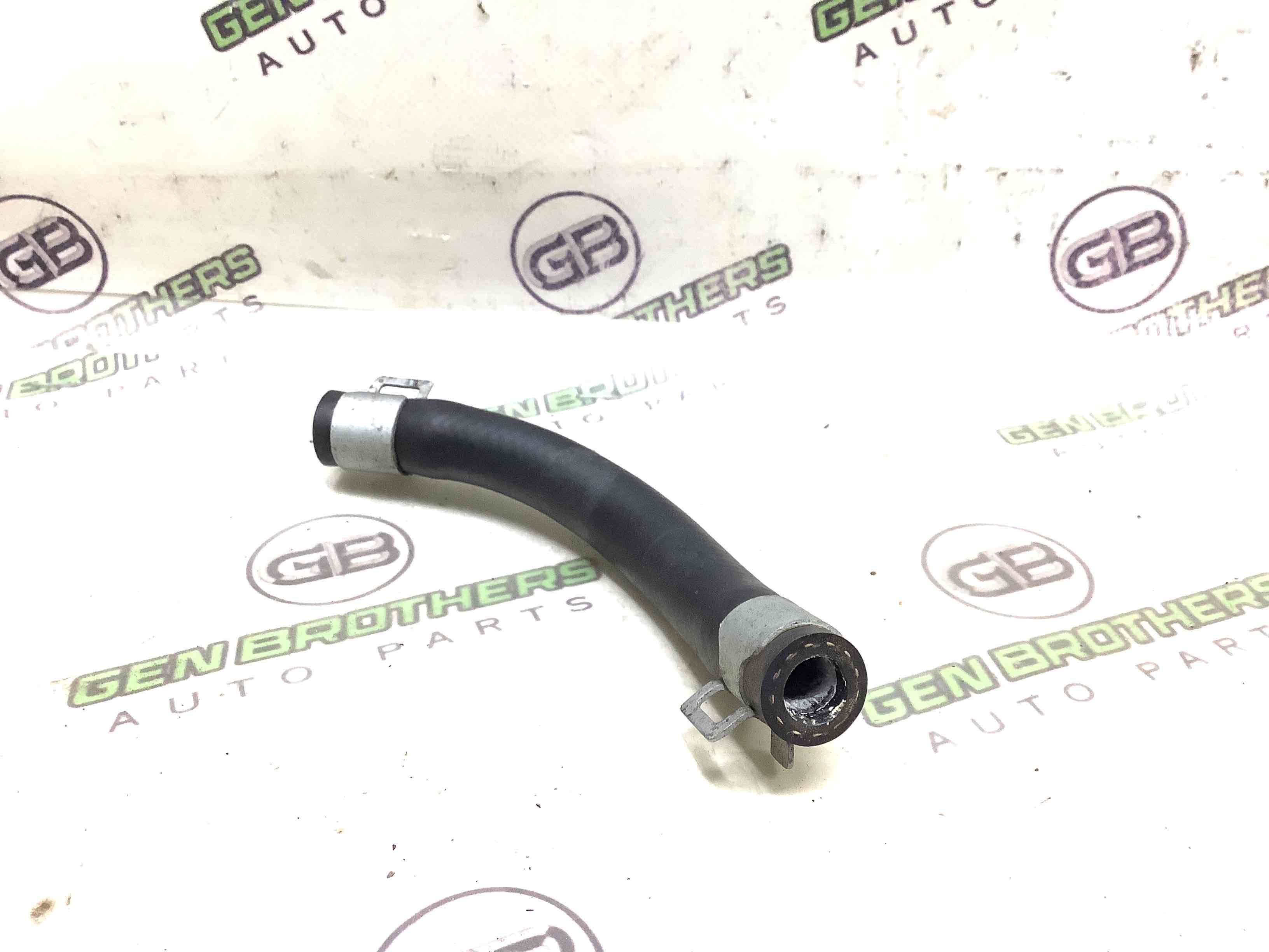 Патрубок трубопровід, шланг