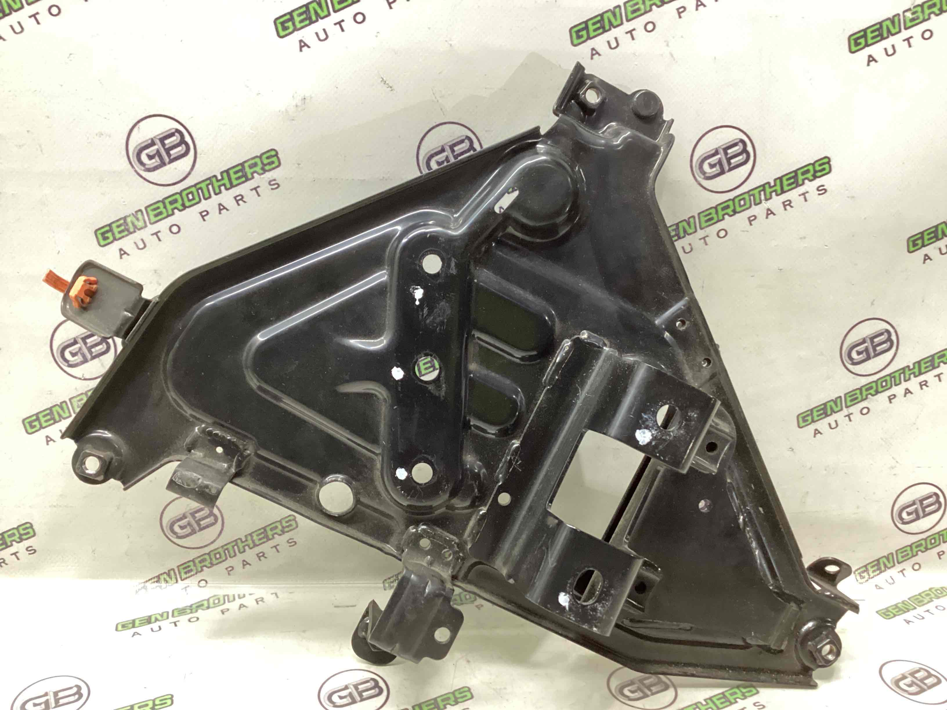 Кріплення, кронштейн