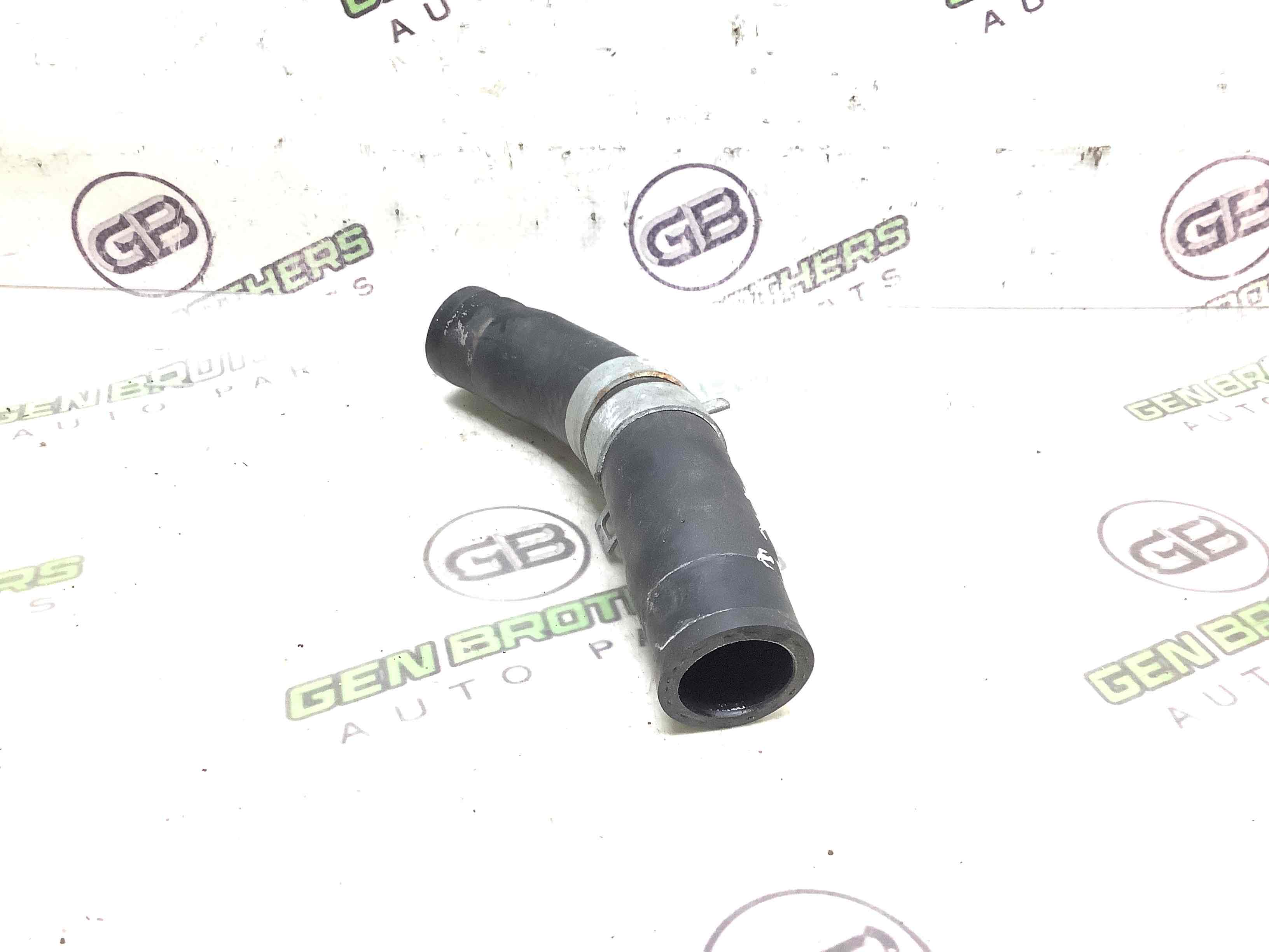 Патрубок трубопровід, шланг