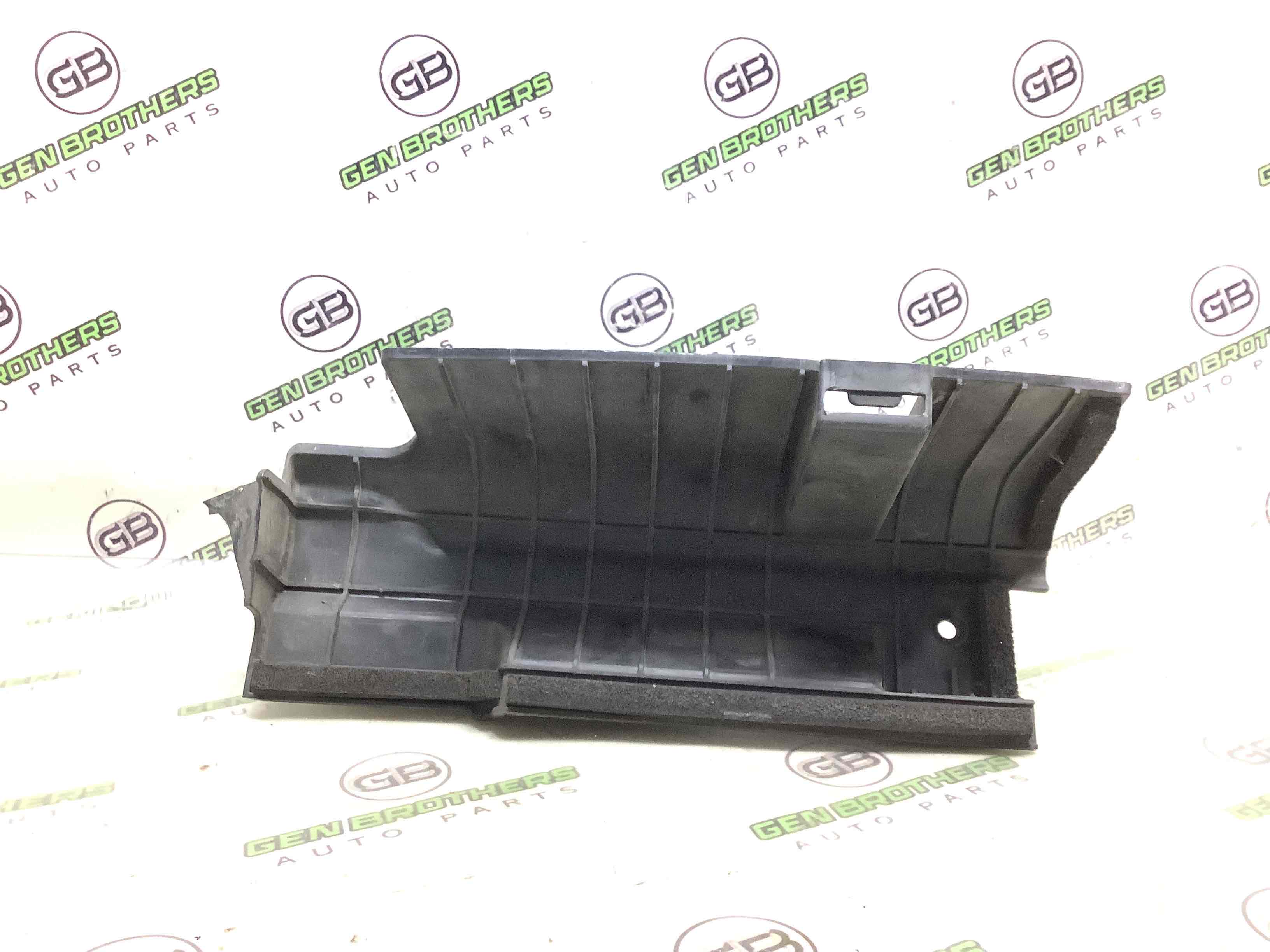 Дефлектор обдува радіатора