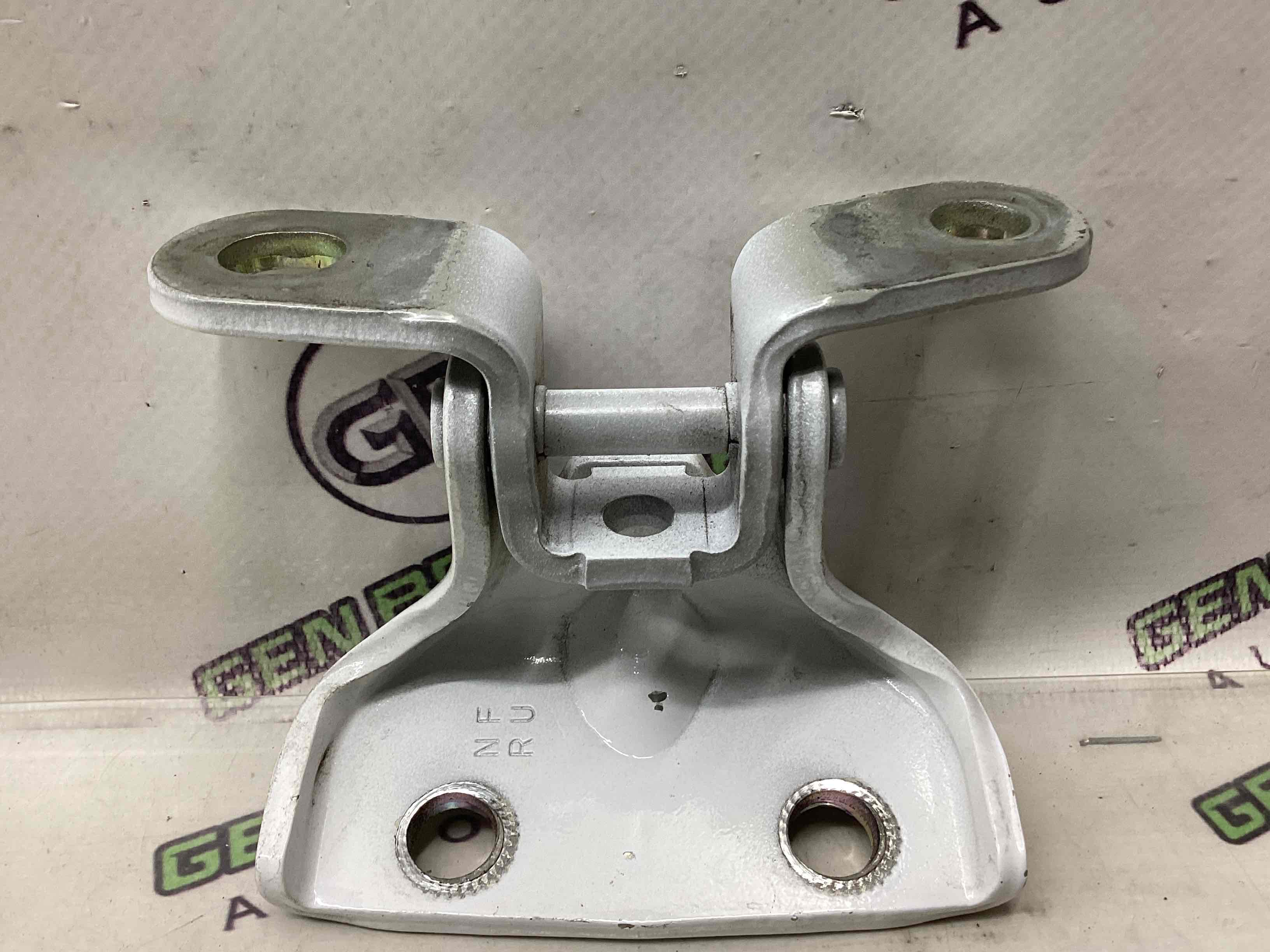 Петля двері, замок двері