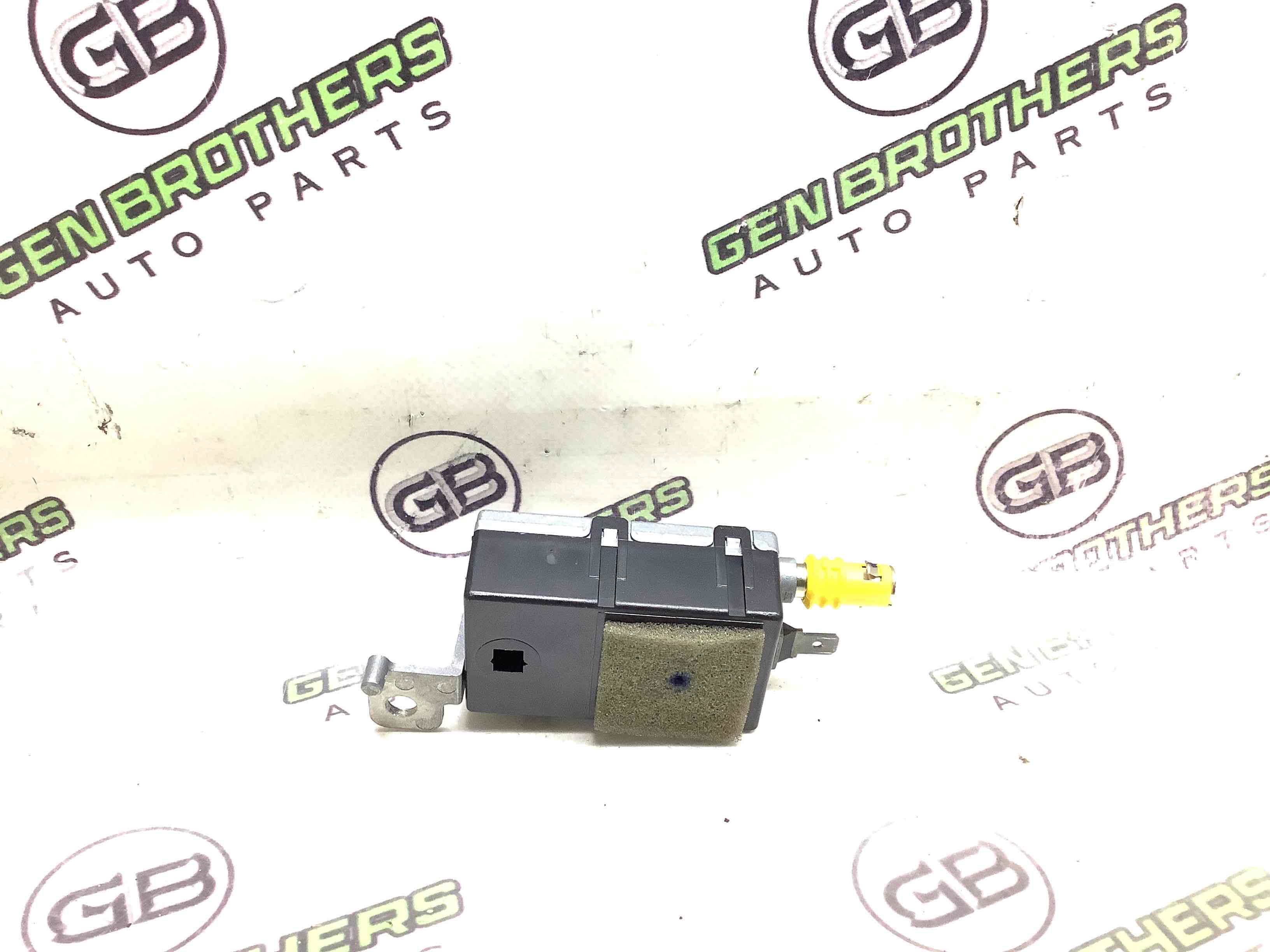 Антена, підсилювач антени