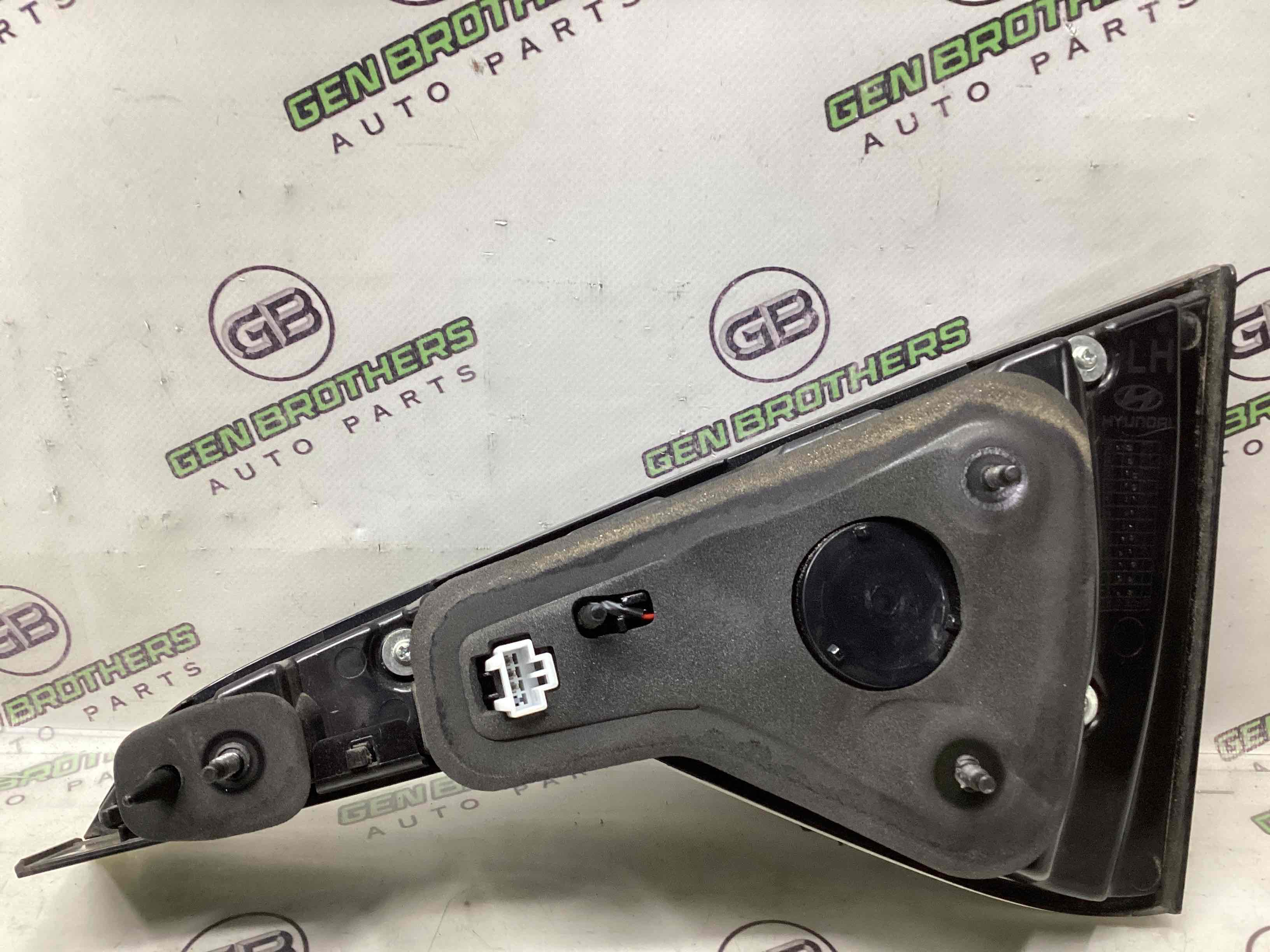 Ліхтар задній лівий