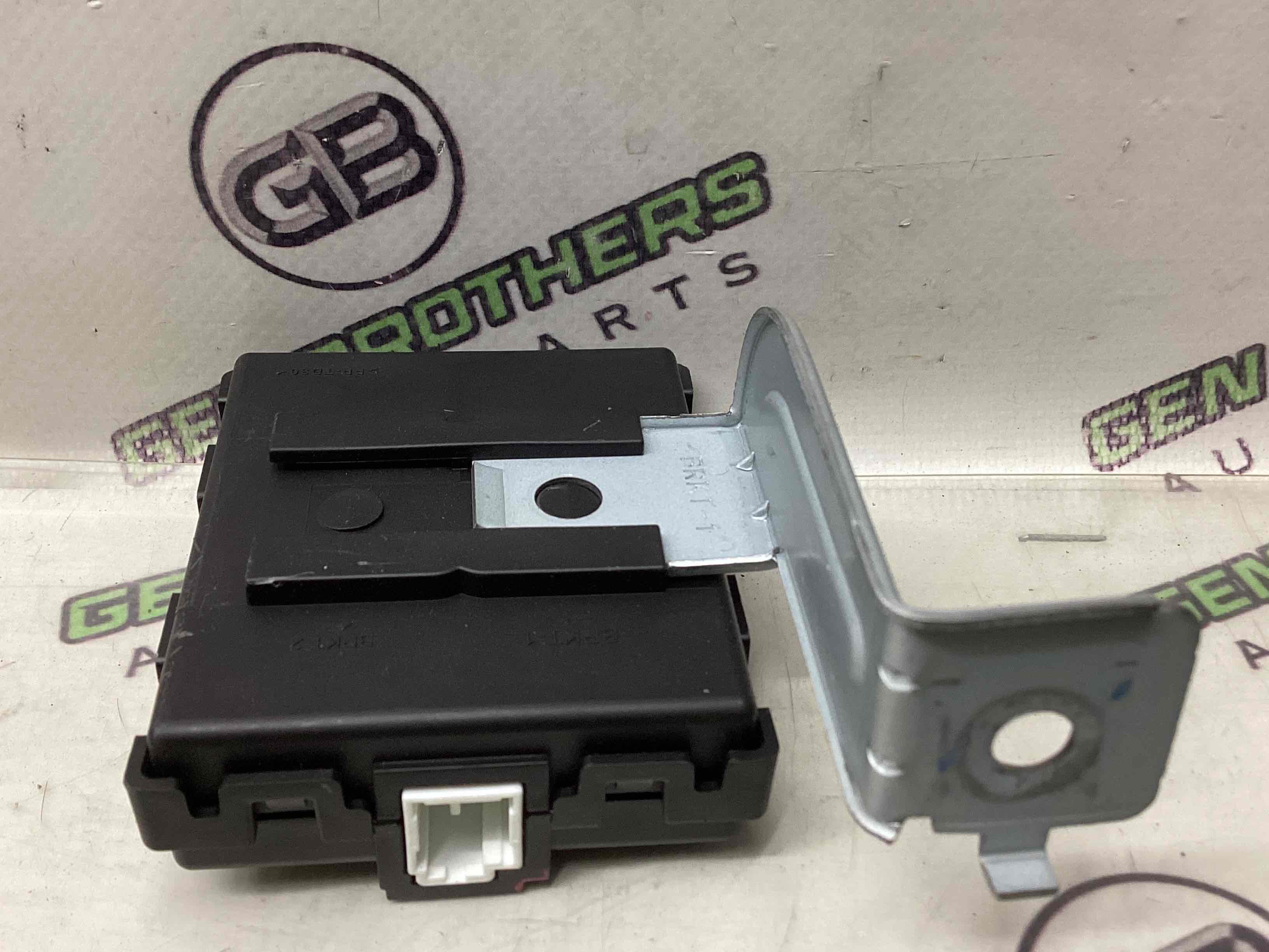 Блок контролю тиску шин