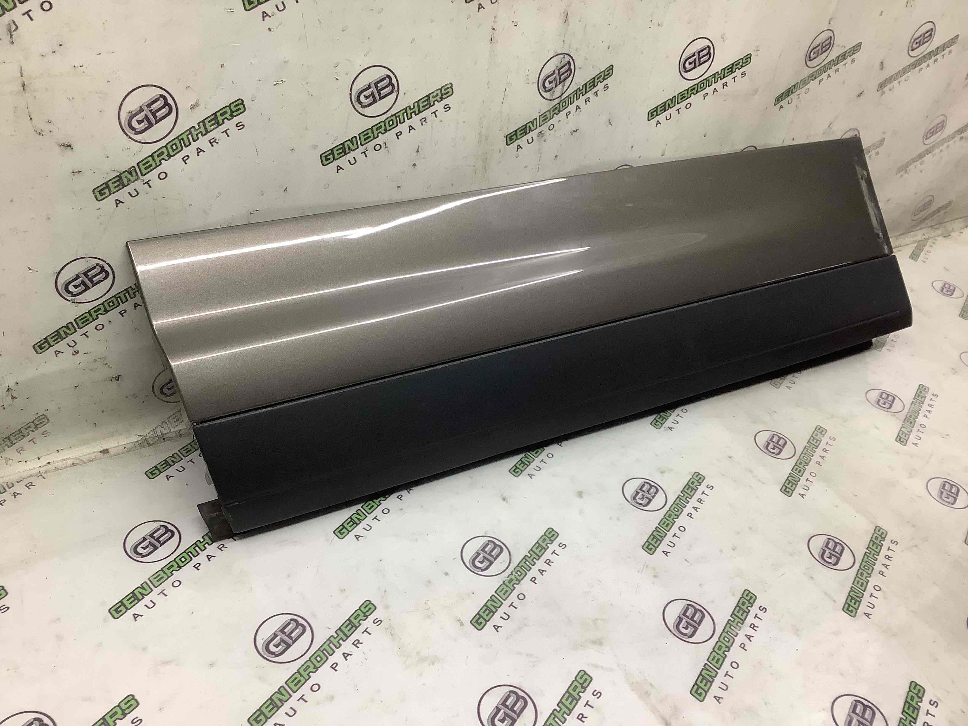 Молдинг двері задньої лівої