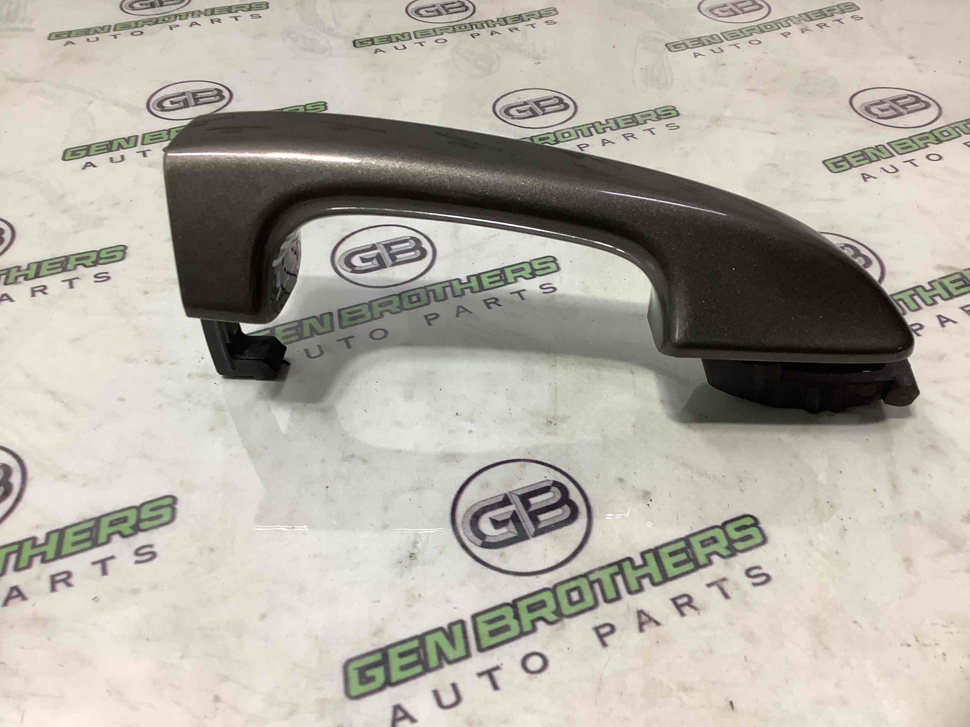 Ручка двері зовнішня