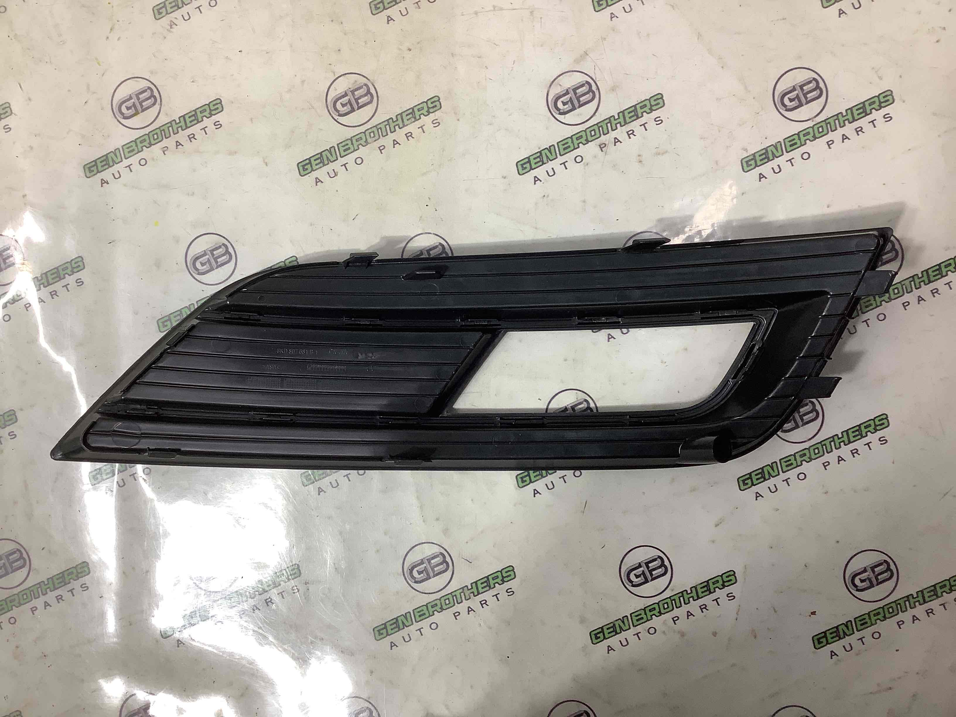 Рамка противотуманной фары, рамка поворотника