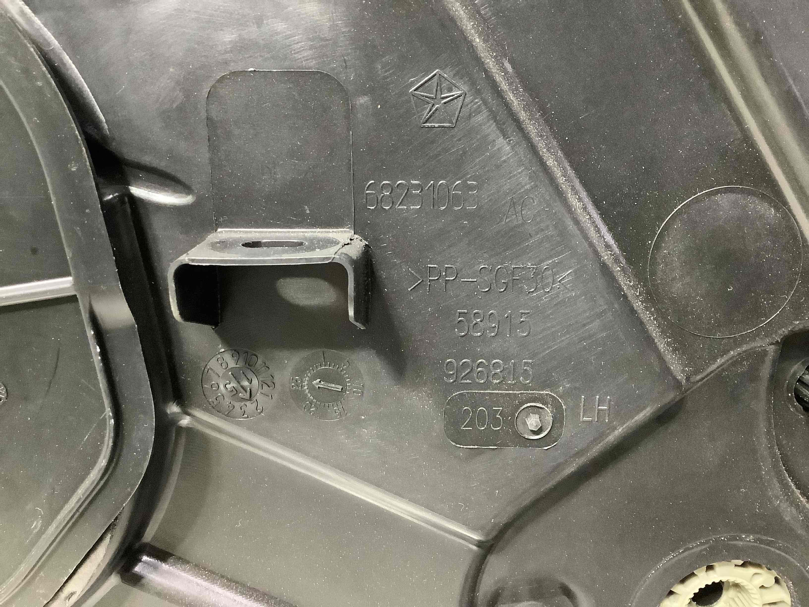 Склопідйомник передній лівий