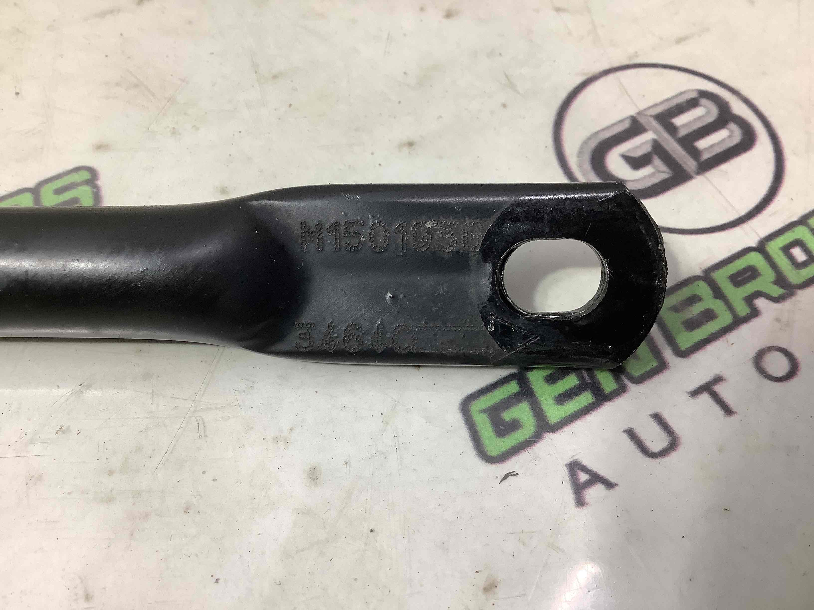 Кронштейн підсилювача бампера