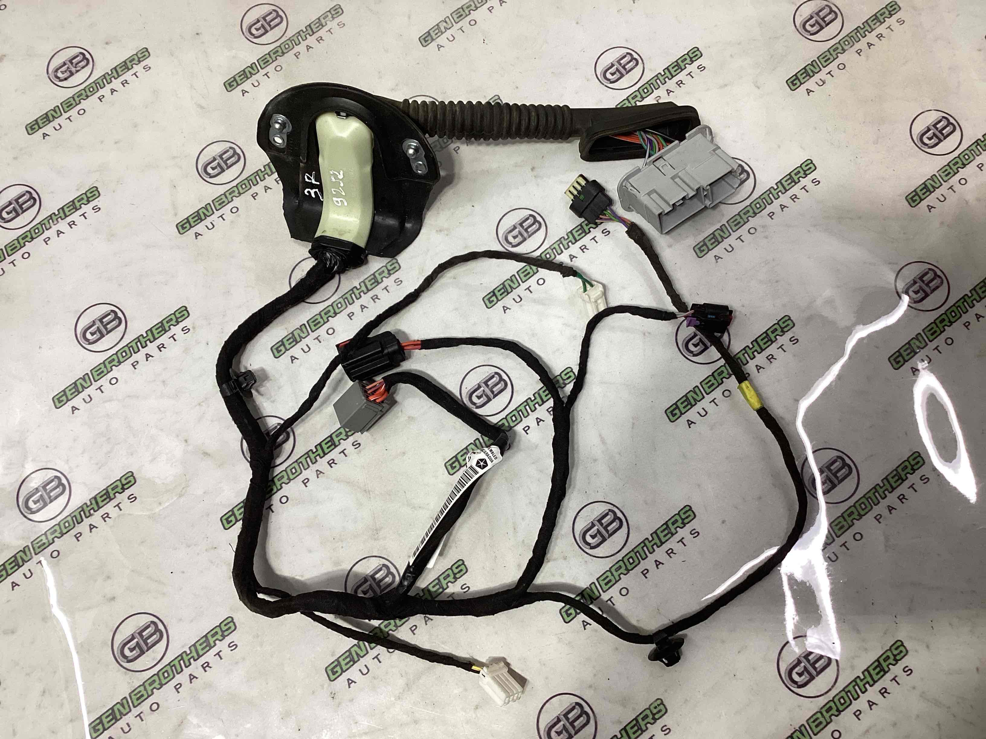 Електропроводка дверей, кришки багажника коса