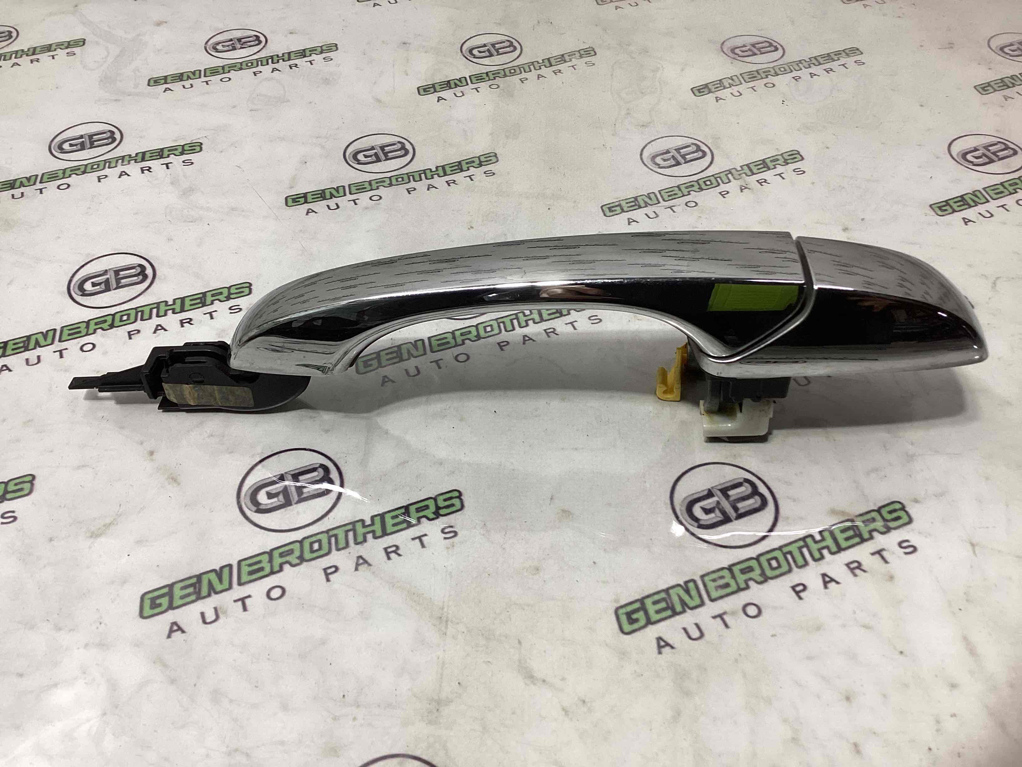 Ручка двері зовнішня