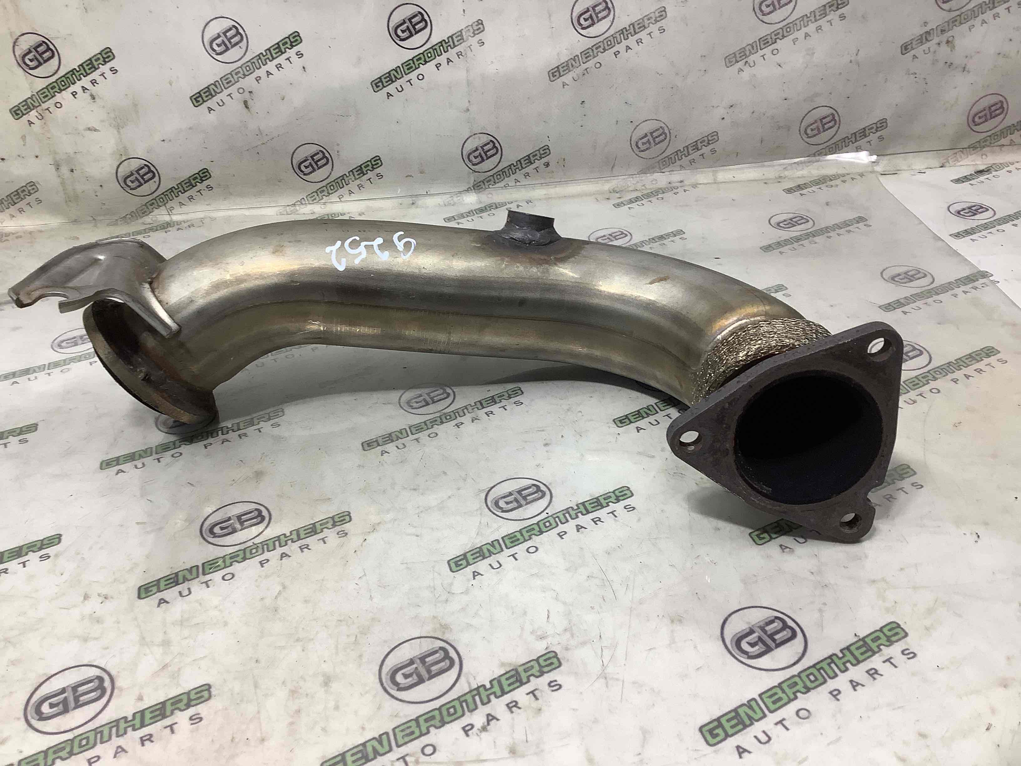 Приймальна труба глушника