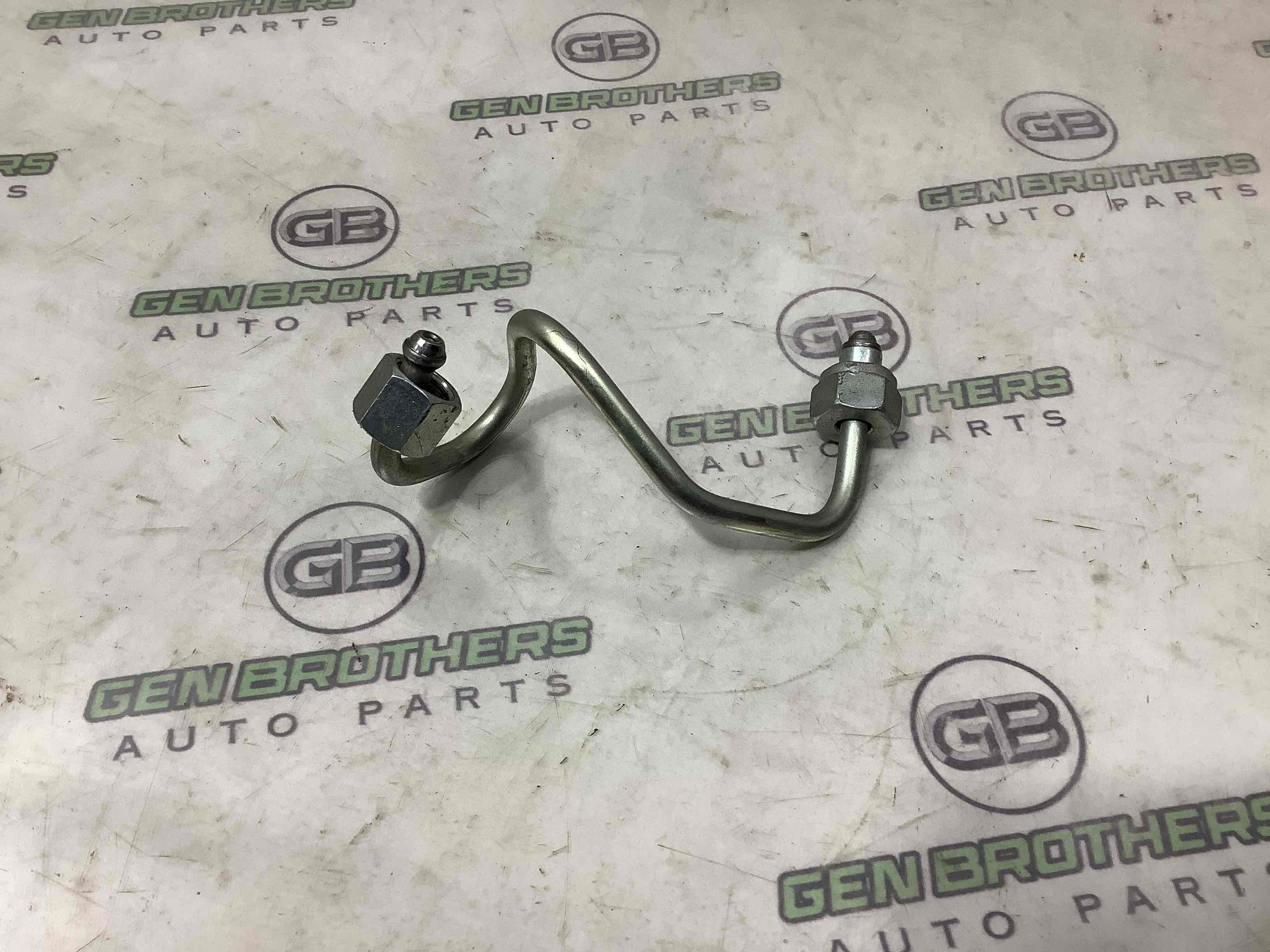 Трубка паливна