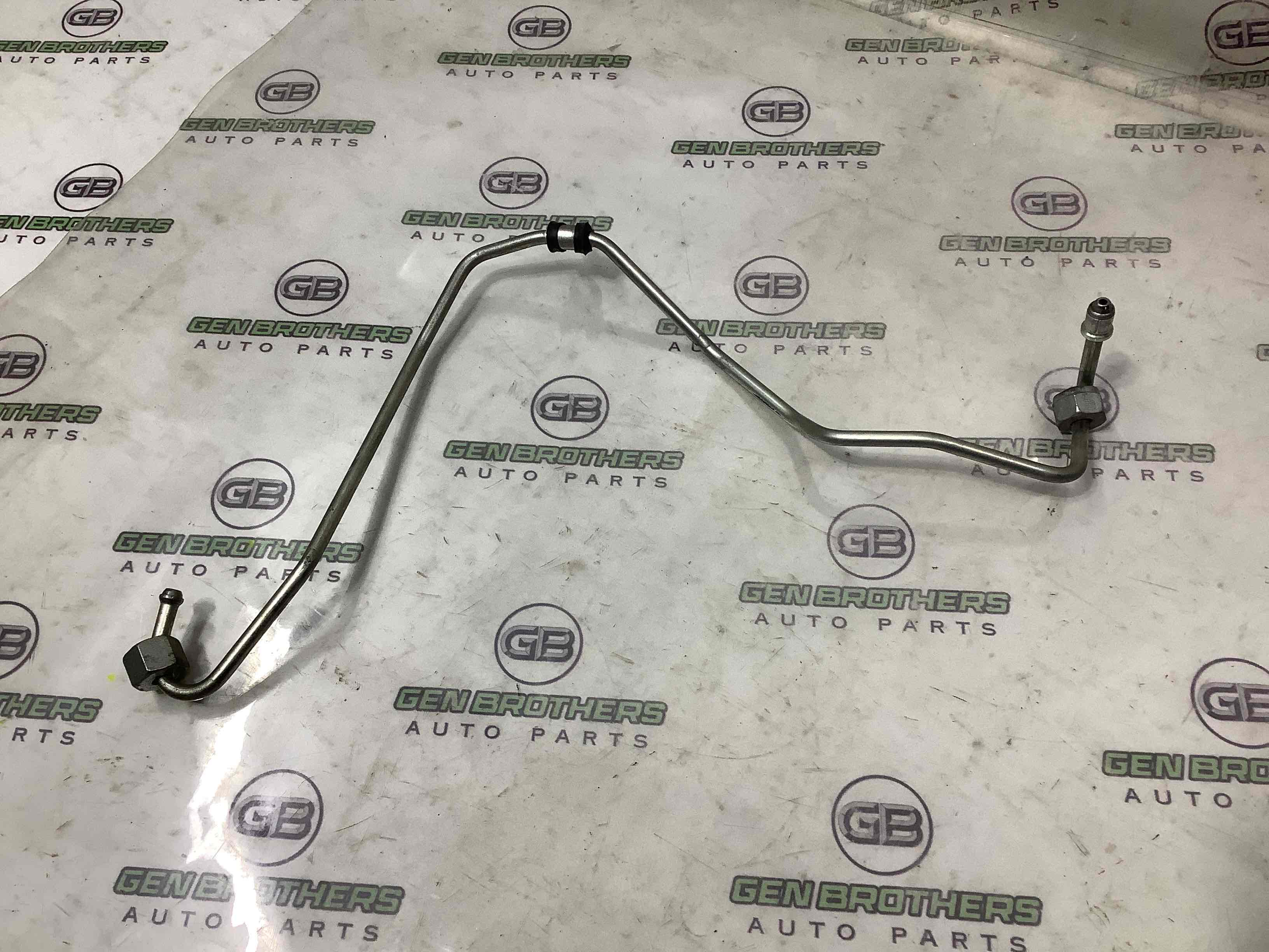 Трубка паливна