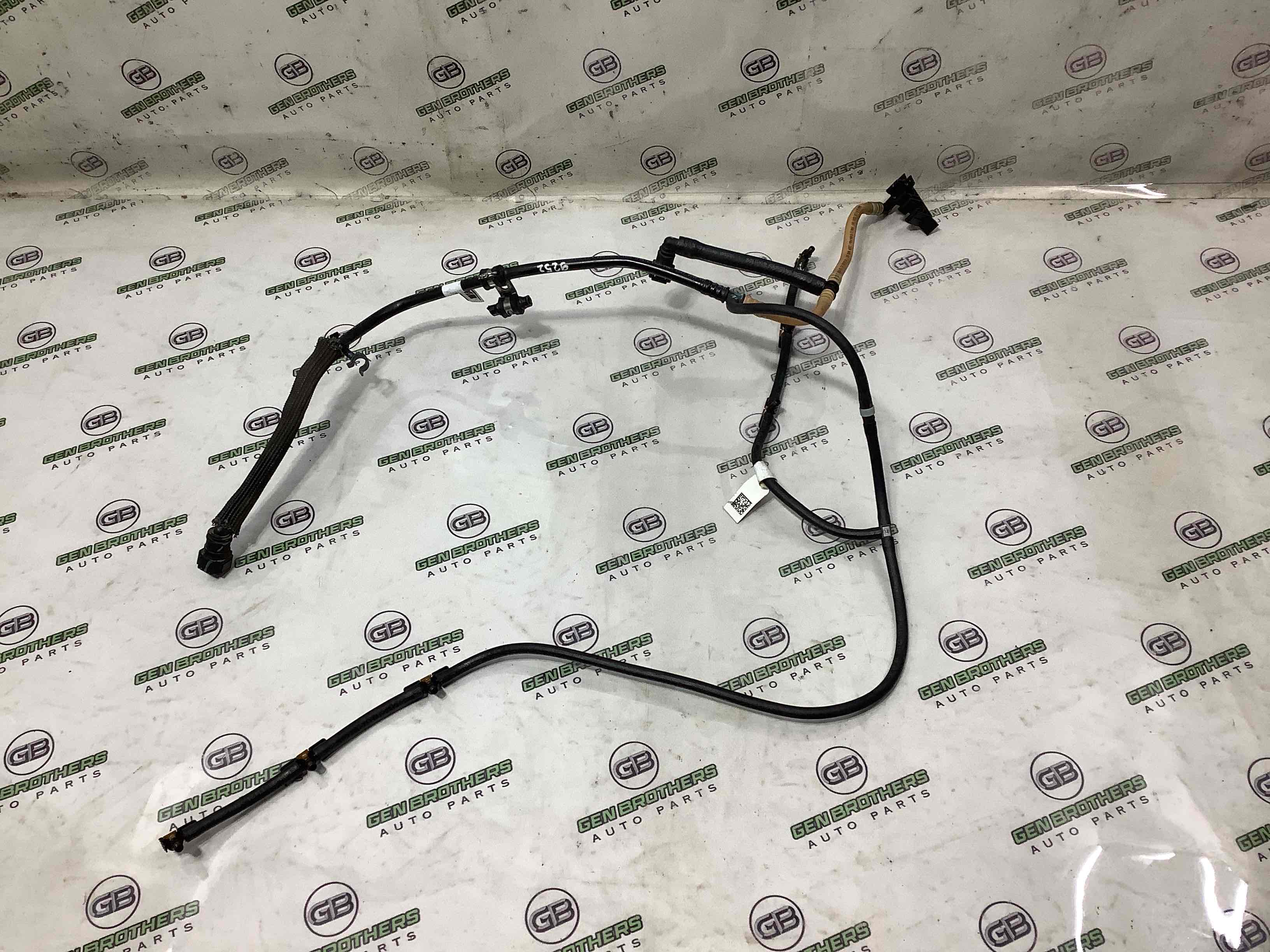 Трубка паливна