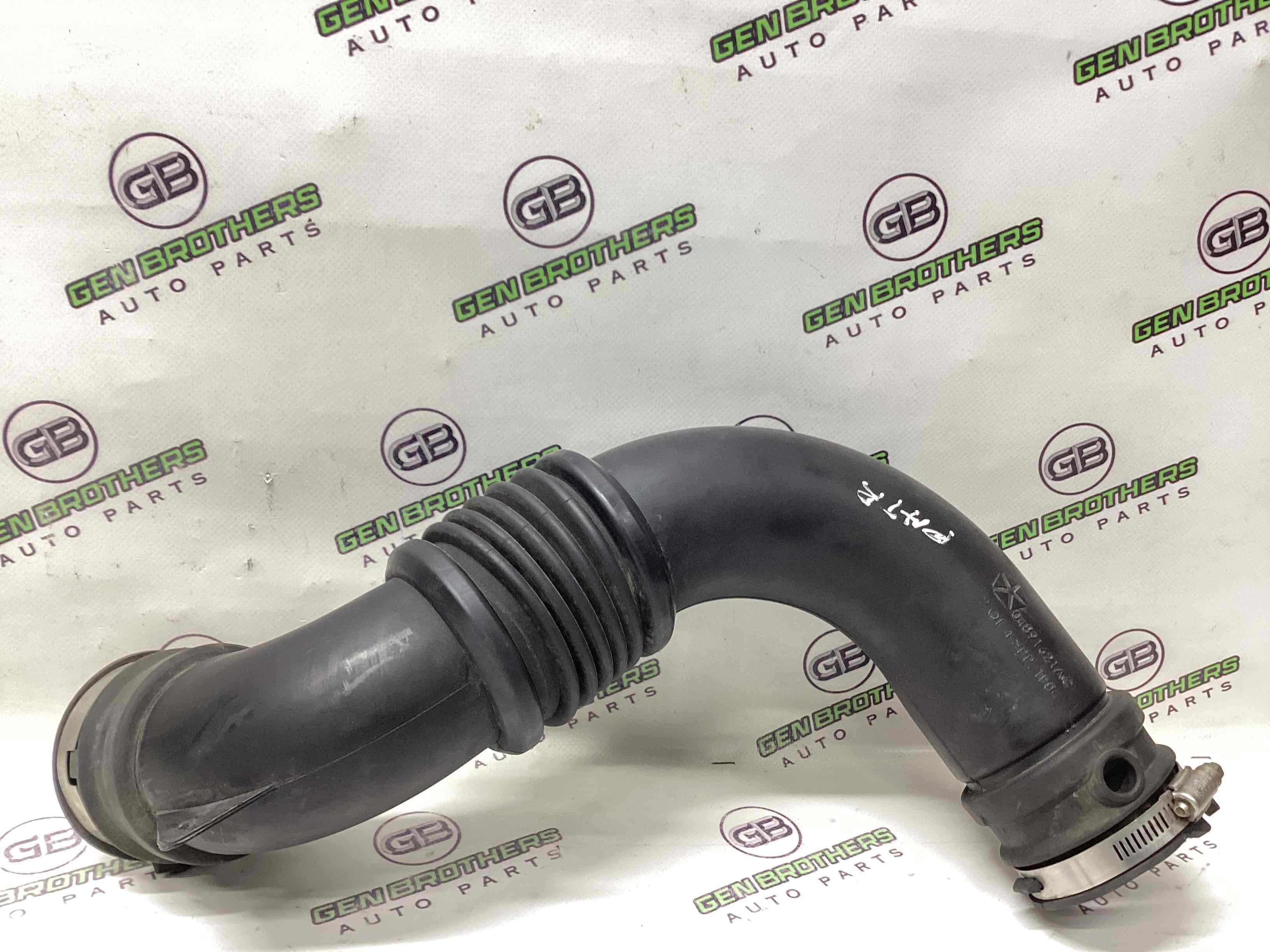 Патрубок повітряного фільтра