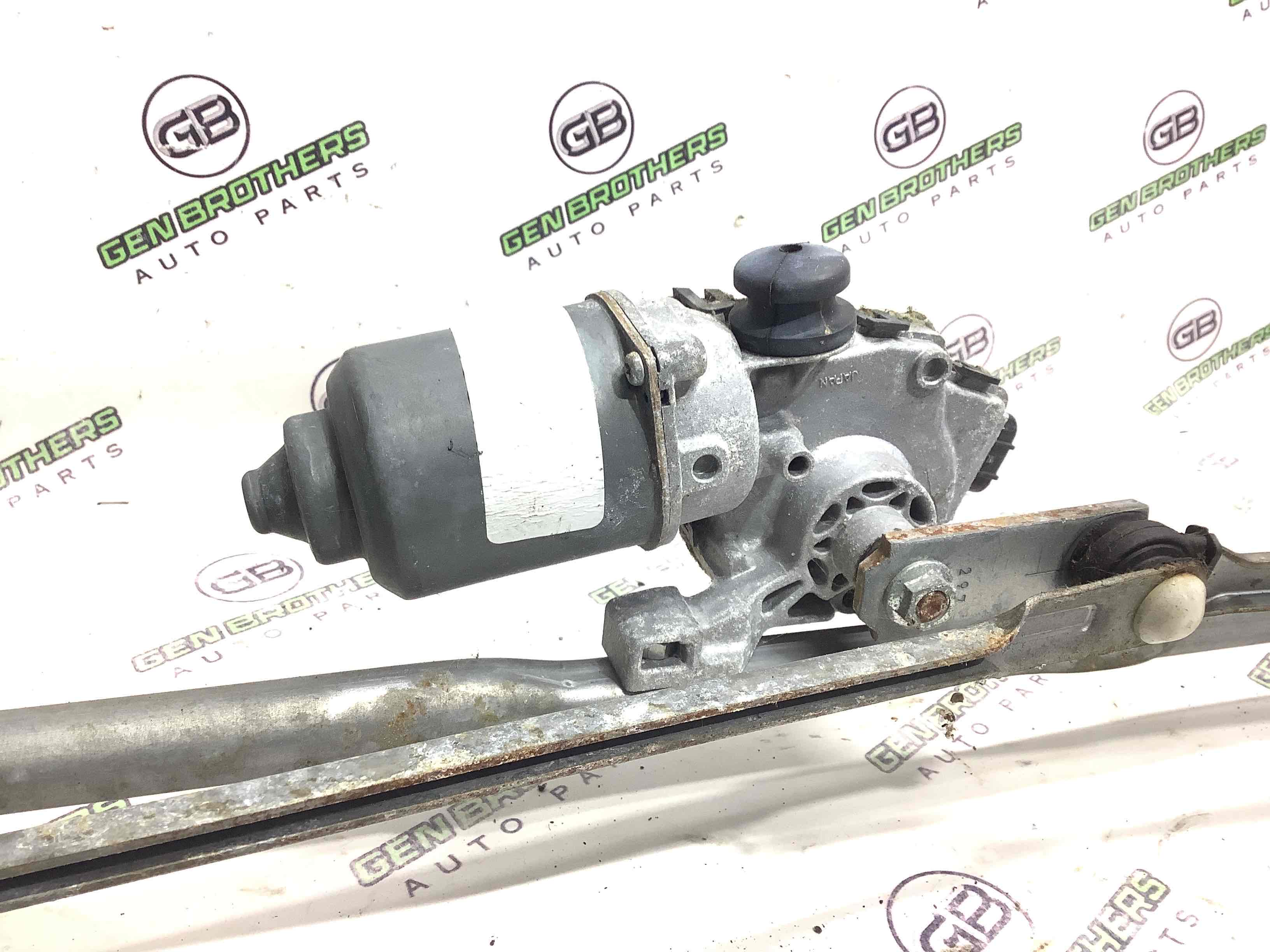 Механізм склоочисника, трапеція двірників