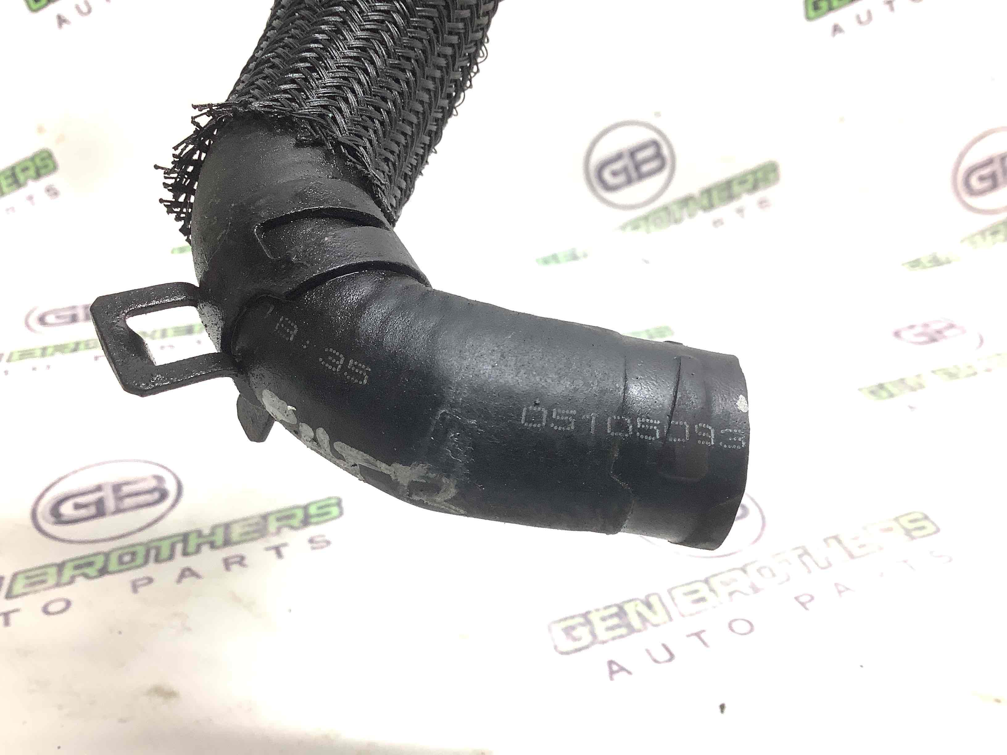 Патрубок трубопровід, шланг