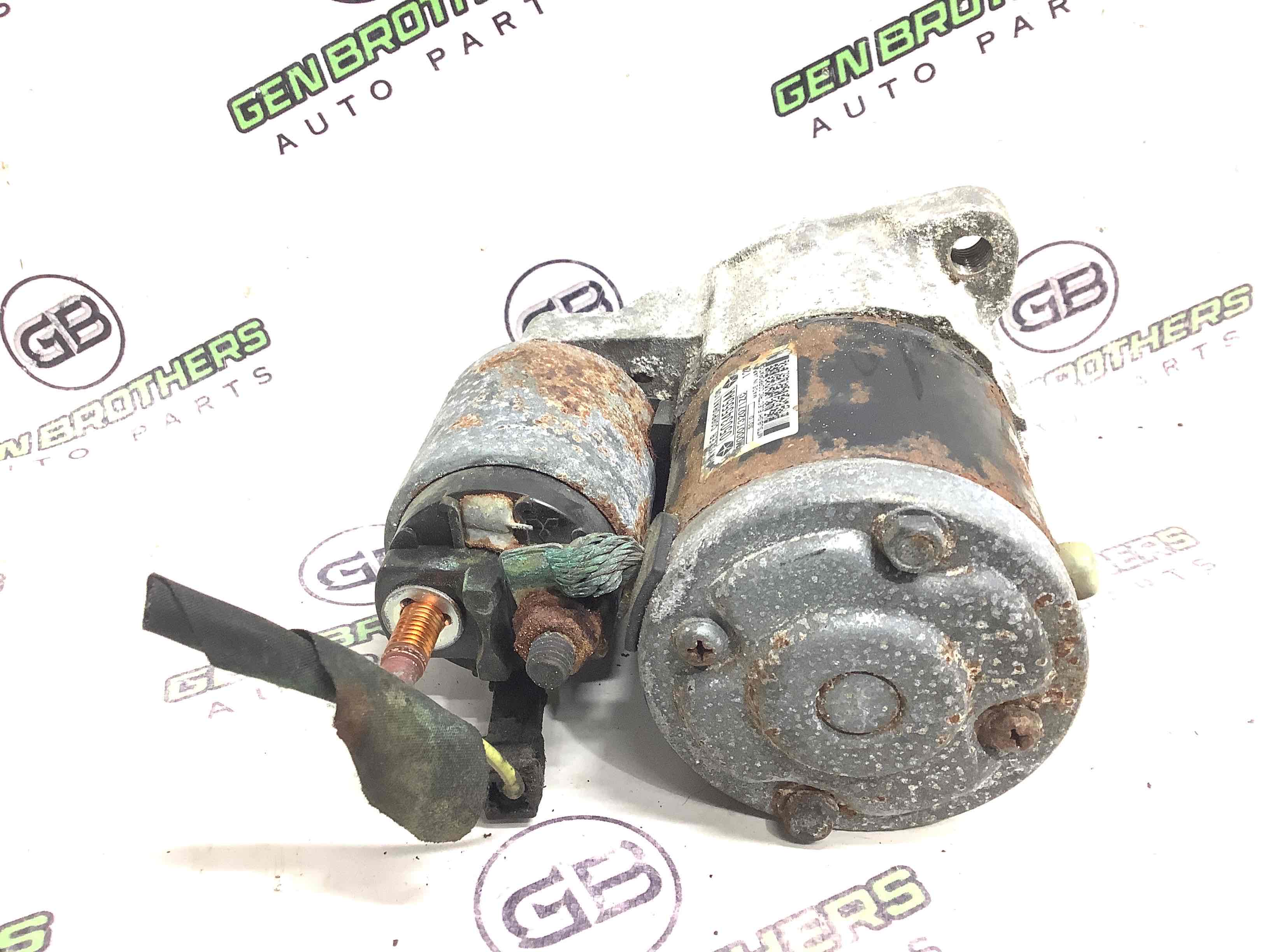 Стартер, кронштейн стартера